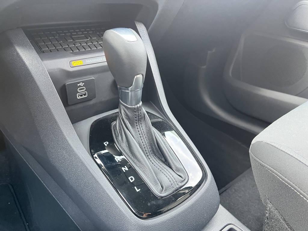 FORD Tourneo Courier 1.0 EcoBoost Titanium-image-12