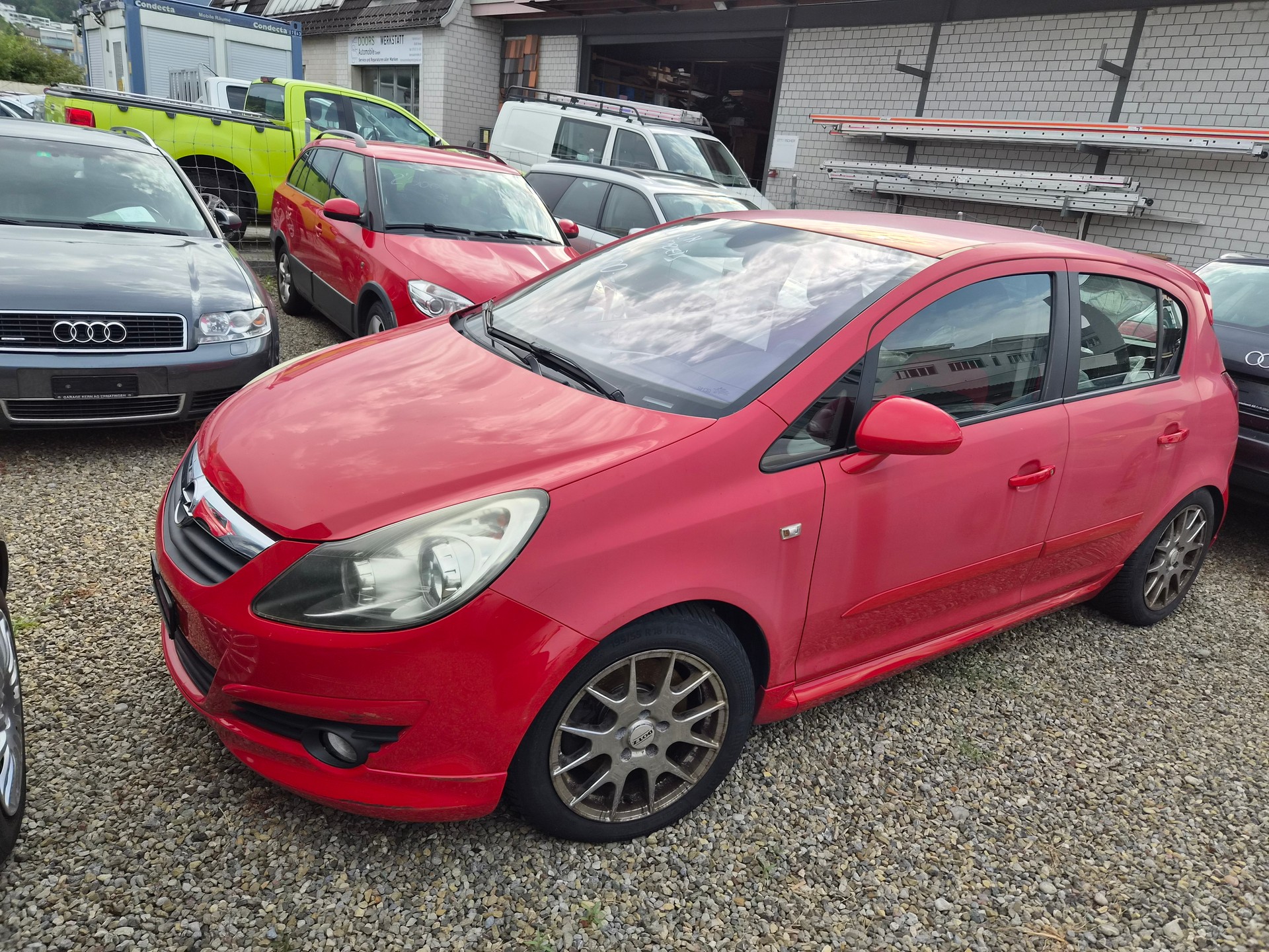 OPEL Corsa 1.6 Turbo GSi-showroom-element-2