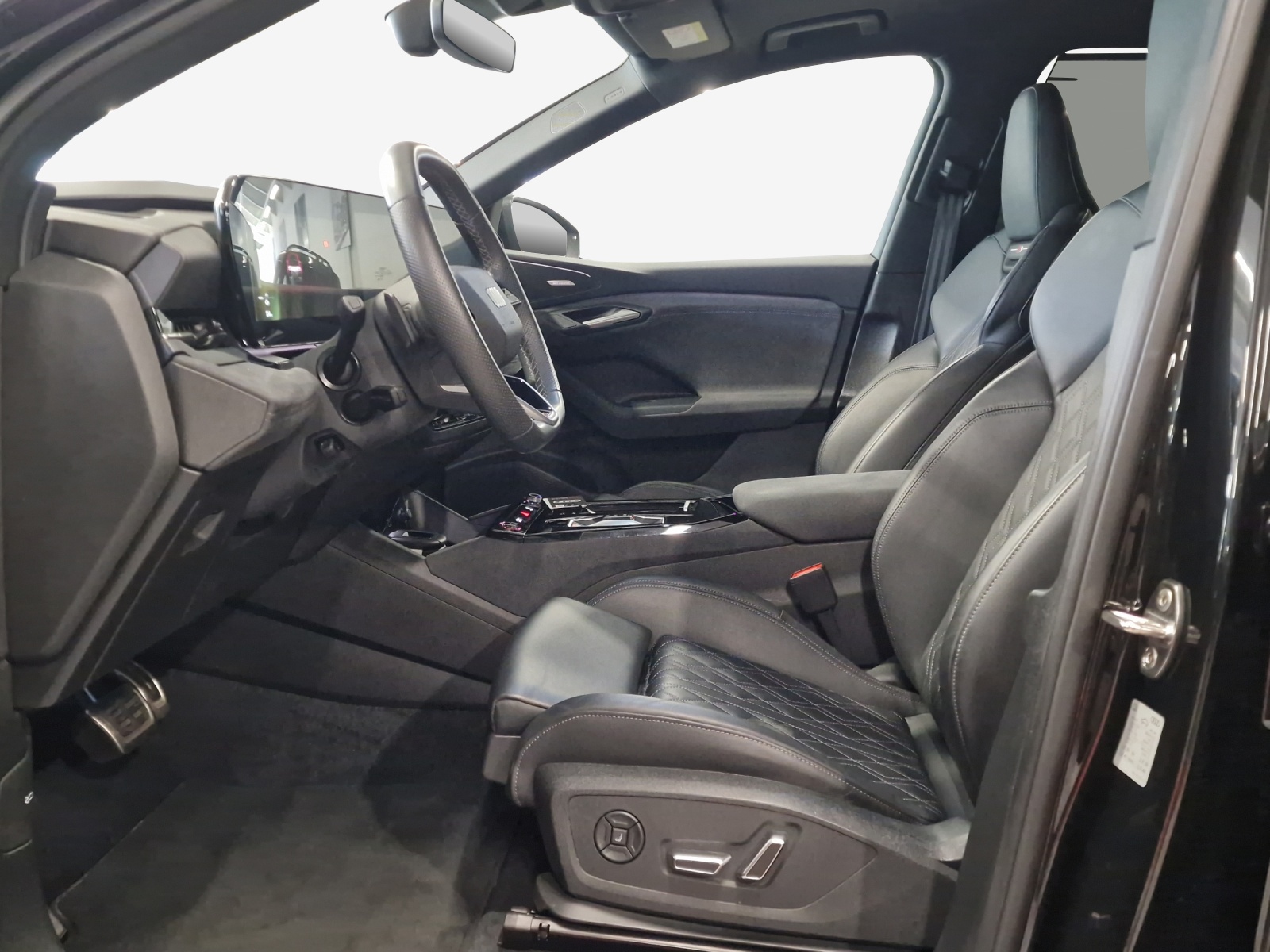 AUDI SQ6 e-tron quattro-image-7