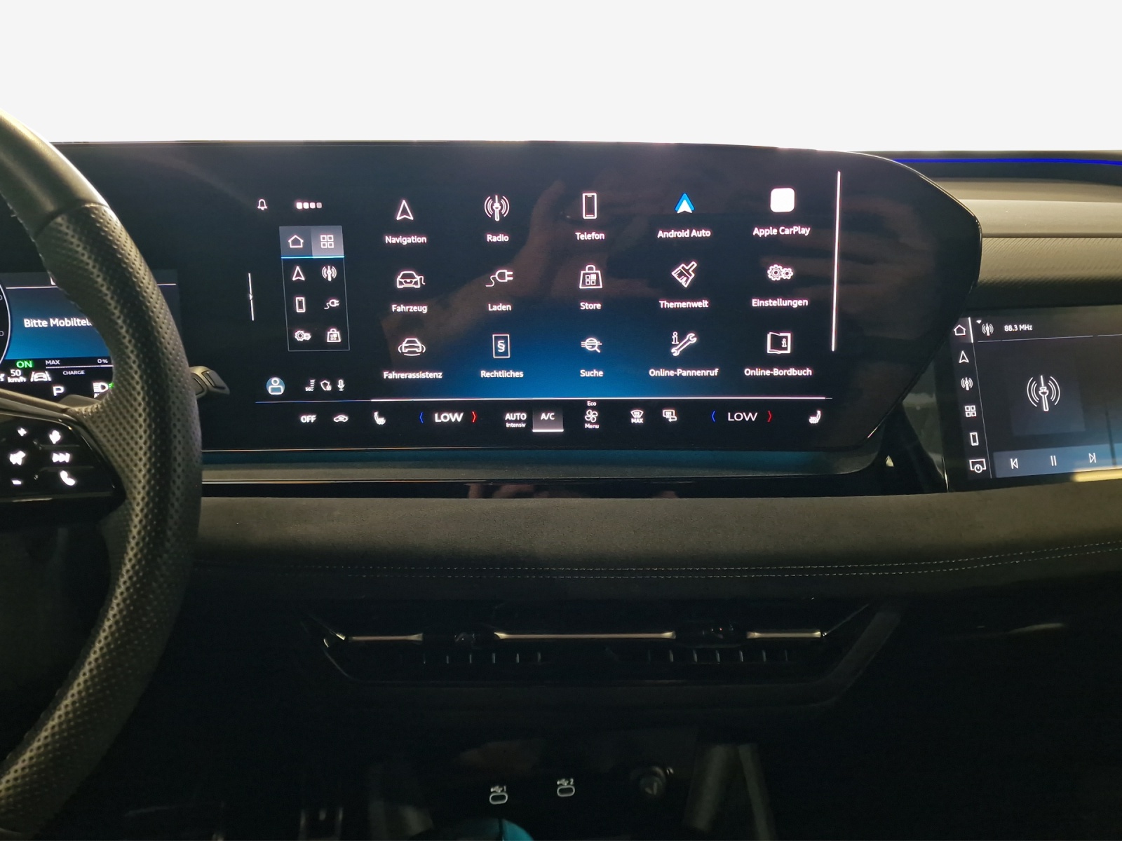 AUDI SQ6 e-tron quattro-image-10