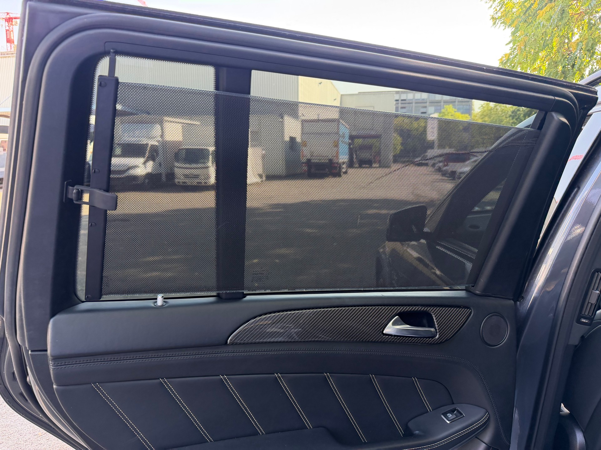 MERCEDES-BENZ GLS 63 AMG 4Matic Speedshift Plus 7G-Tronic-image-15
