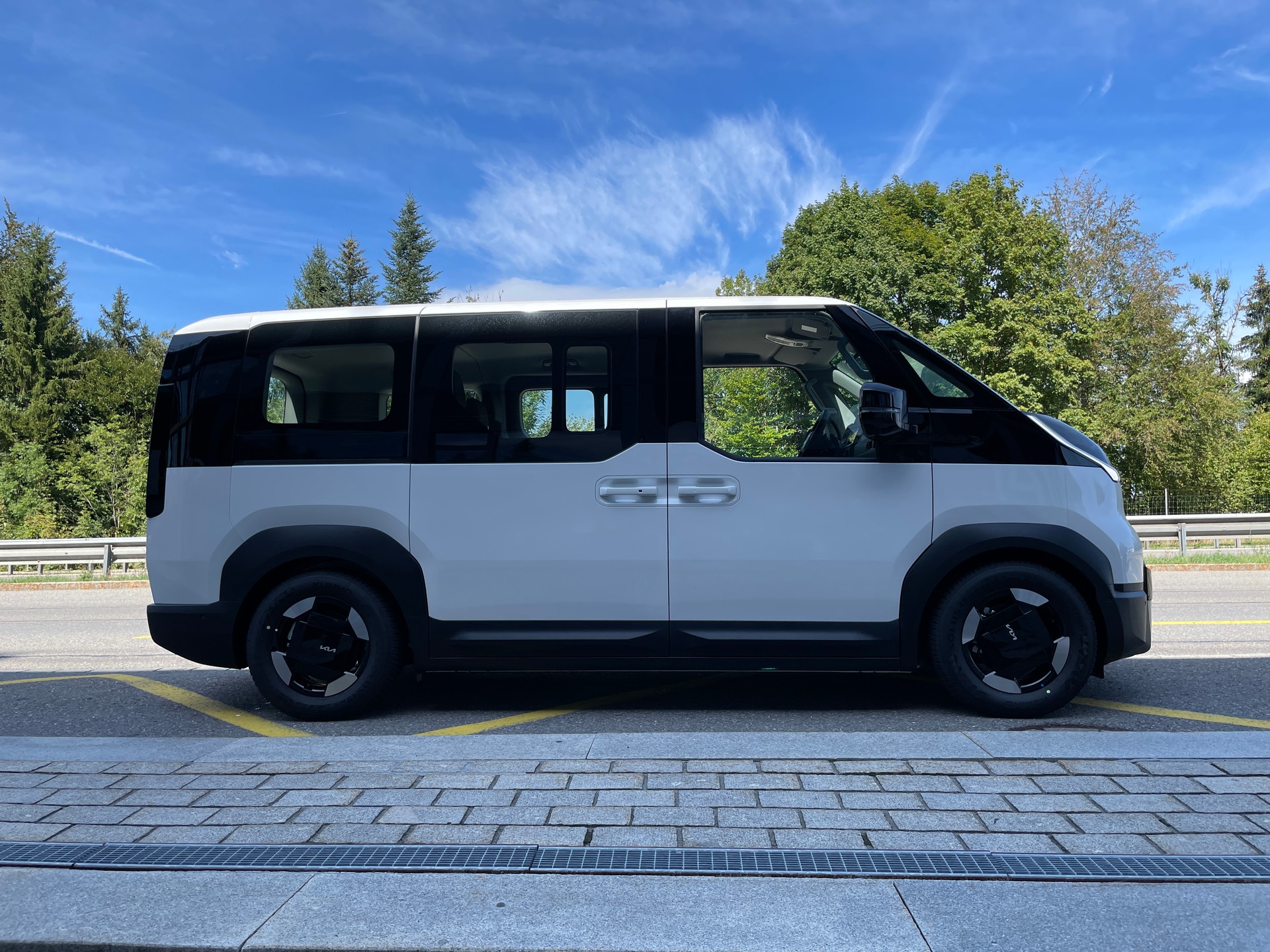 KIA PV5 71.2 kWh Elite mit Elite Pack und Wärmepumpe-image-4