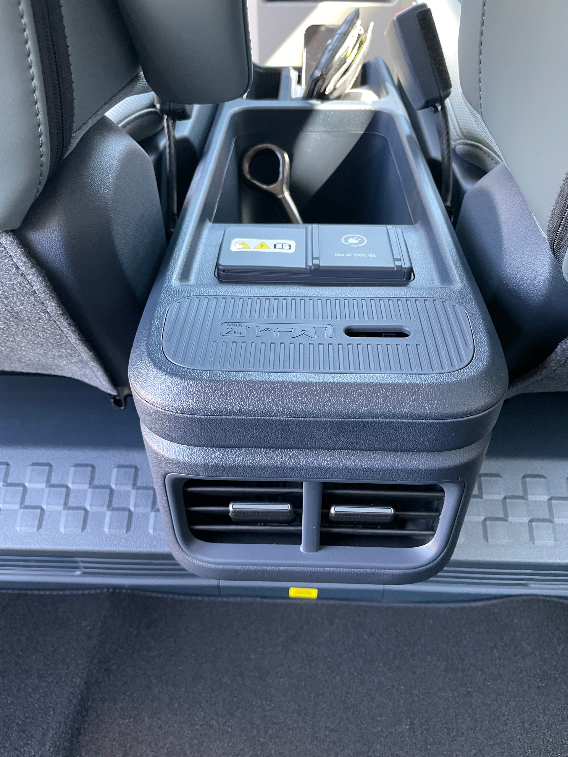 KIA PV5 71.2 kWh Elite mit Elite Pack und Wärmepumpe-image-17