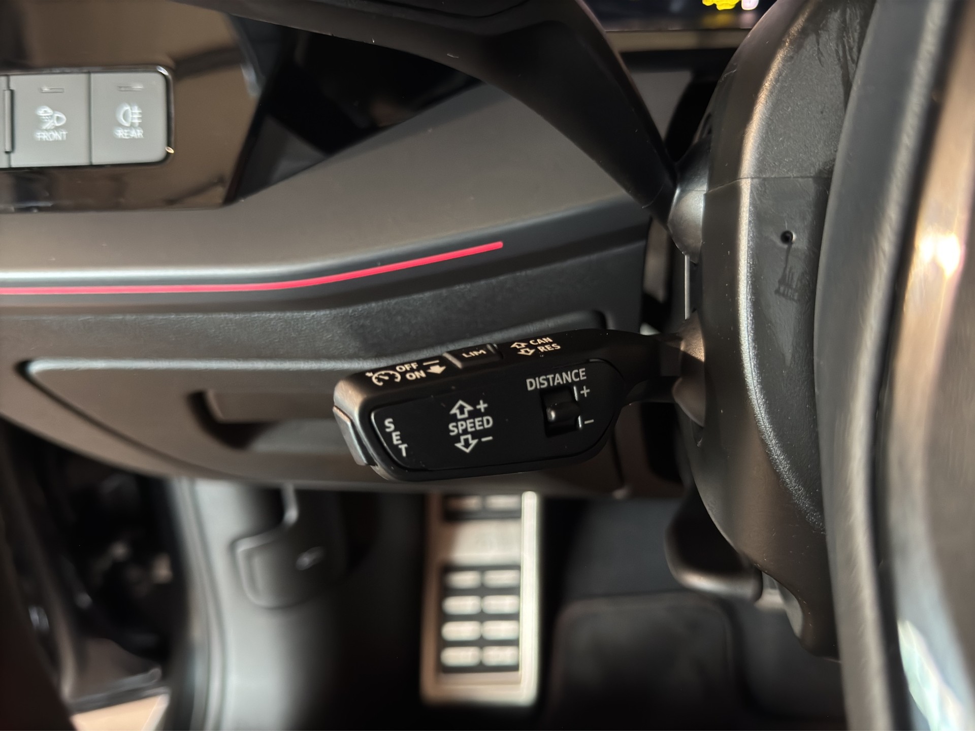 AUDI RS3 Sportback 2.5 TSI quattro S-tronic-image-27