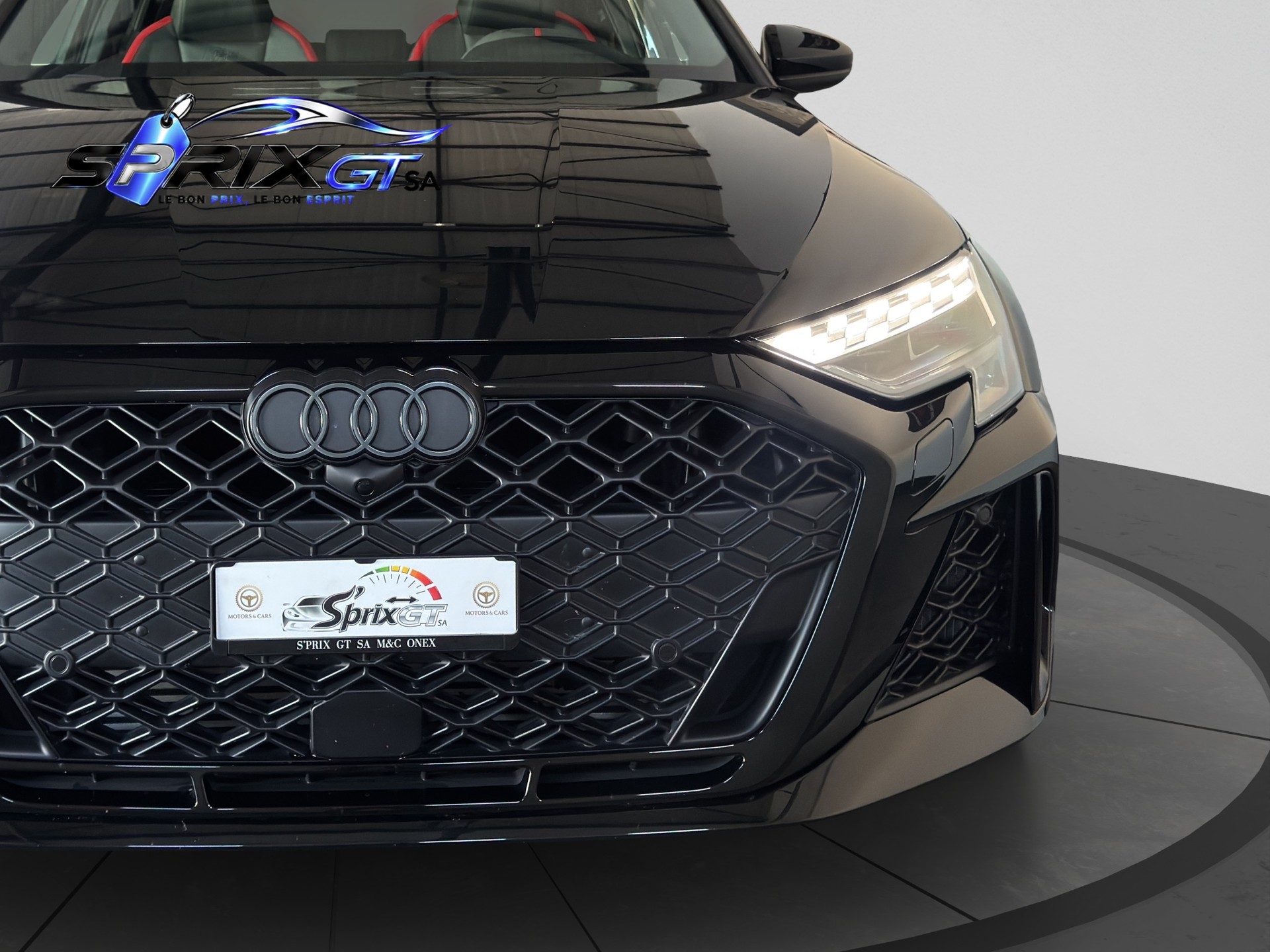 AUDI RS3 Sportback 2.5 TSI quattro S-tronic-image-7
