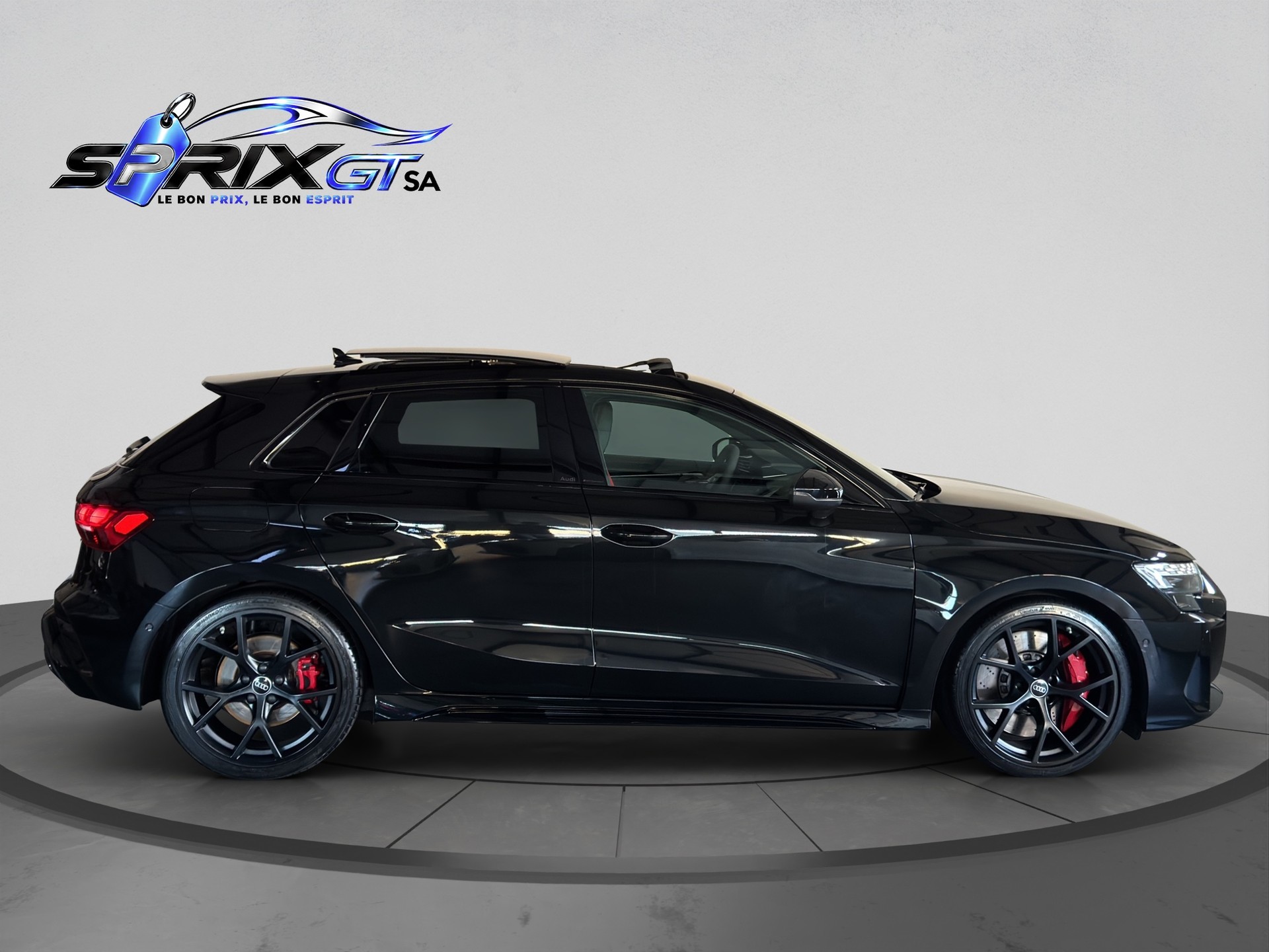 AUDI RS3 Sportback 2.5 TSI quattro S-tronic-image-5