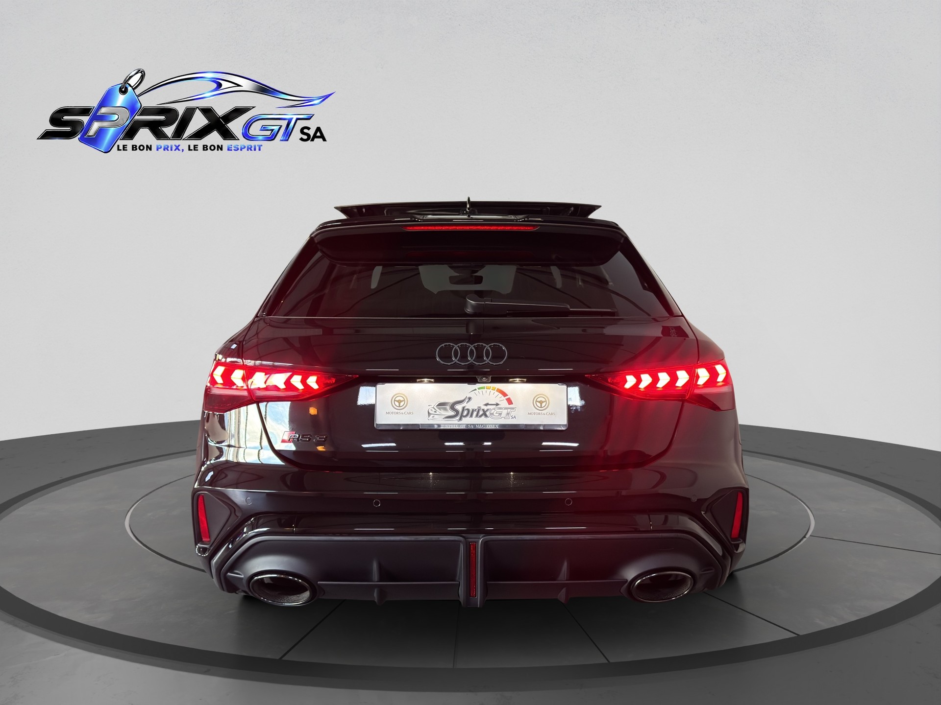 AUDI RS3 Sportback 2.5 TSI quattro S-tronic-showroom-element-3