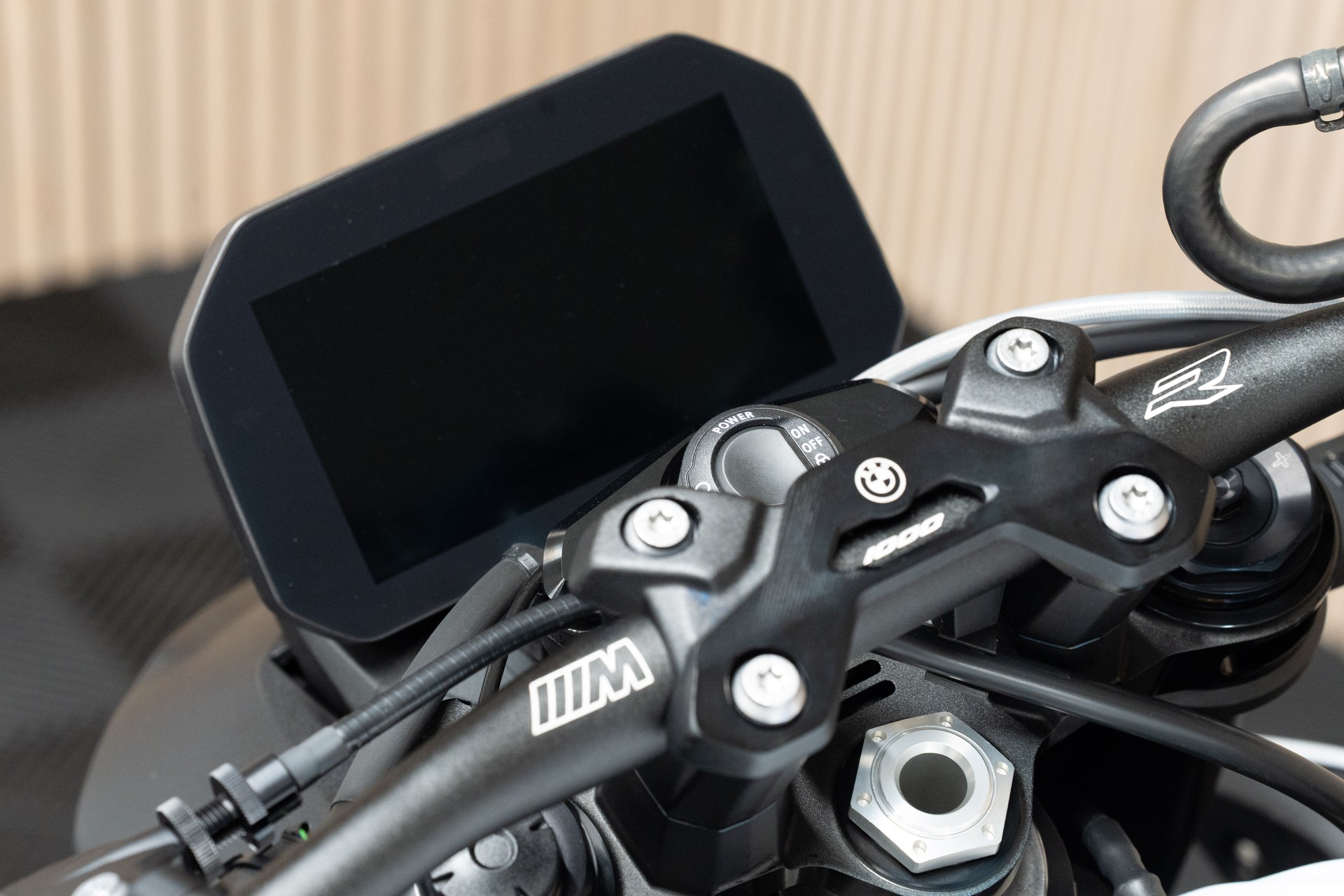 BMW M 1000 R mit SC Project Endschalldämpfer-image-2