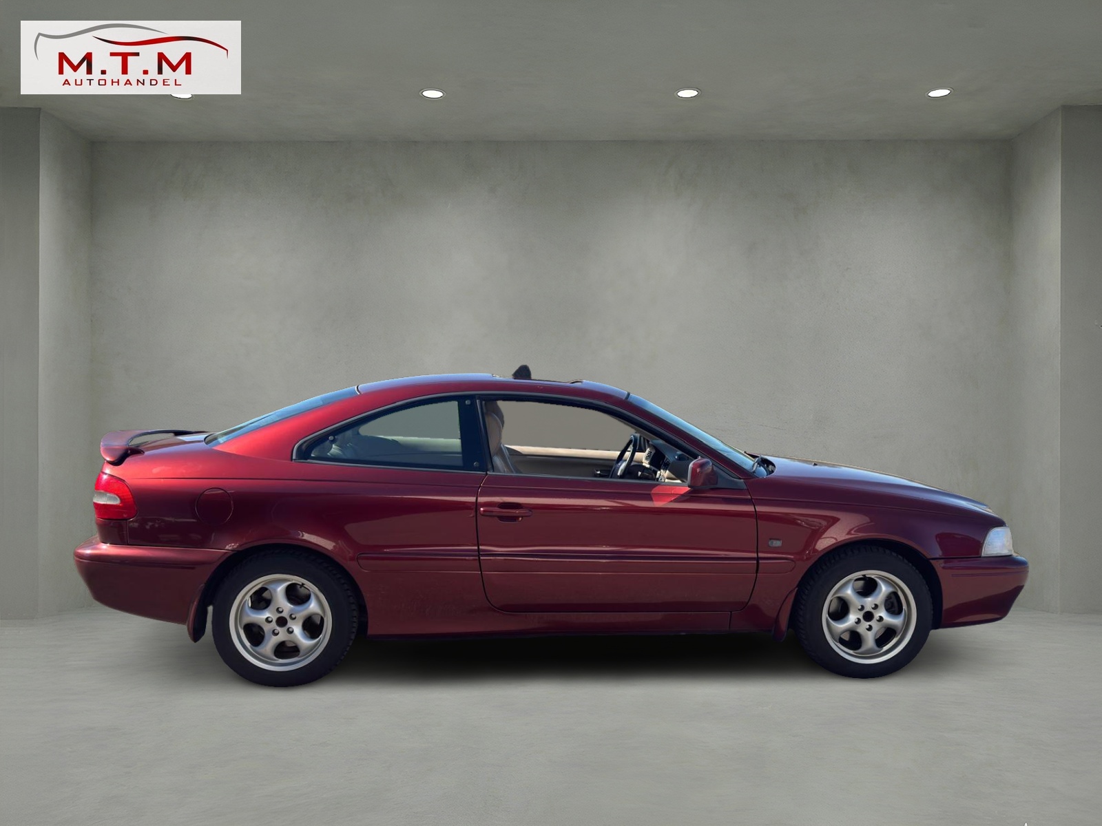 VOLVO C70 T5-image-9