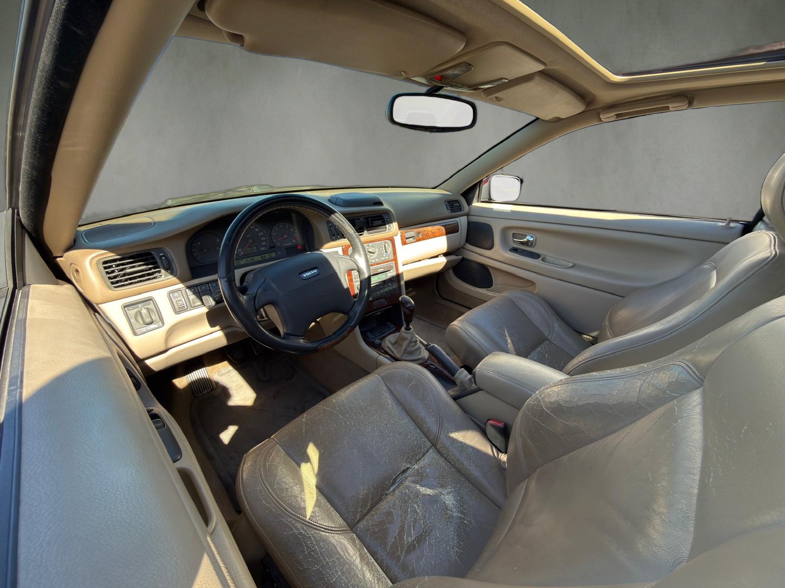 VOLVO C70 T5-image-12