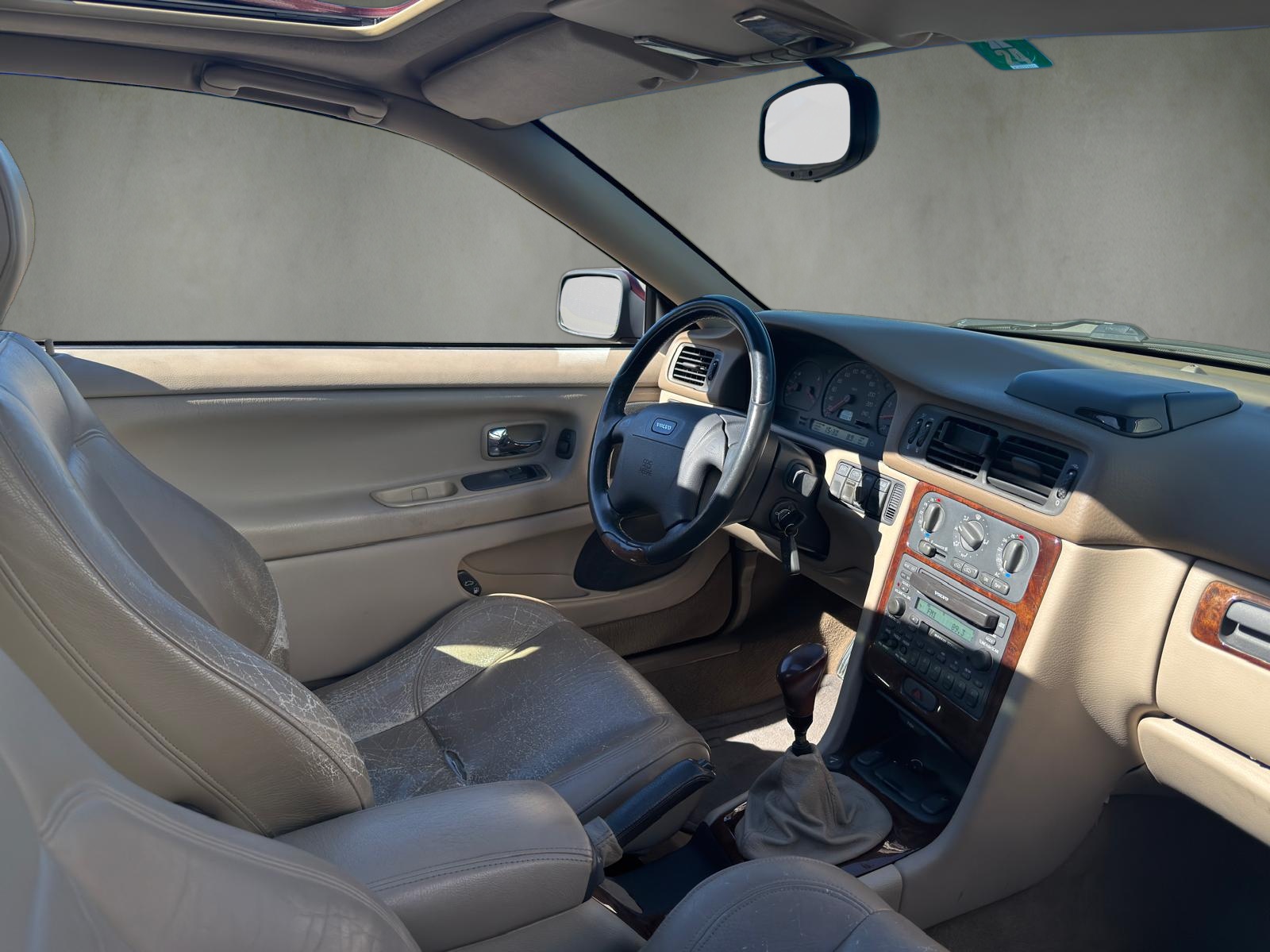 VOLVO C70 T5-image-5