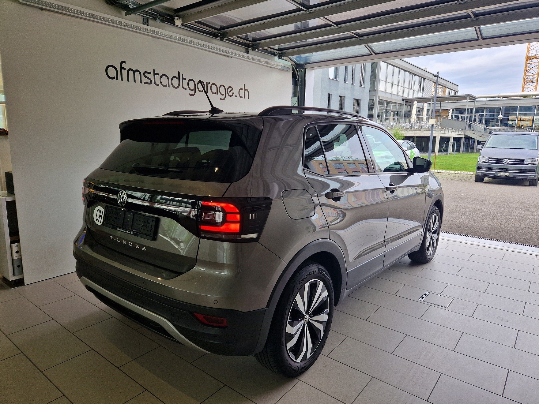 VW T-Cross 1.0 TSI Life DSG-showroom-element-3