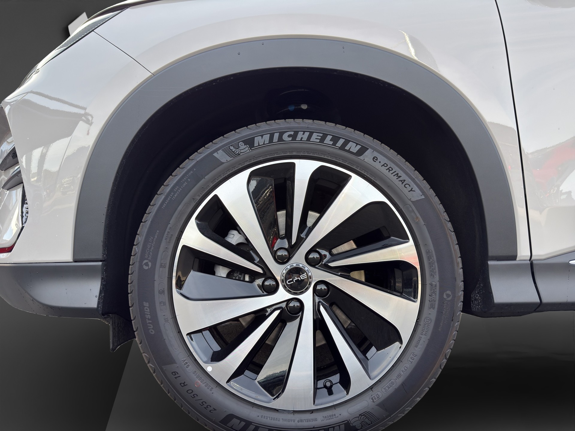 BYD Seal U DM-i Design AWD-image-19