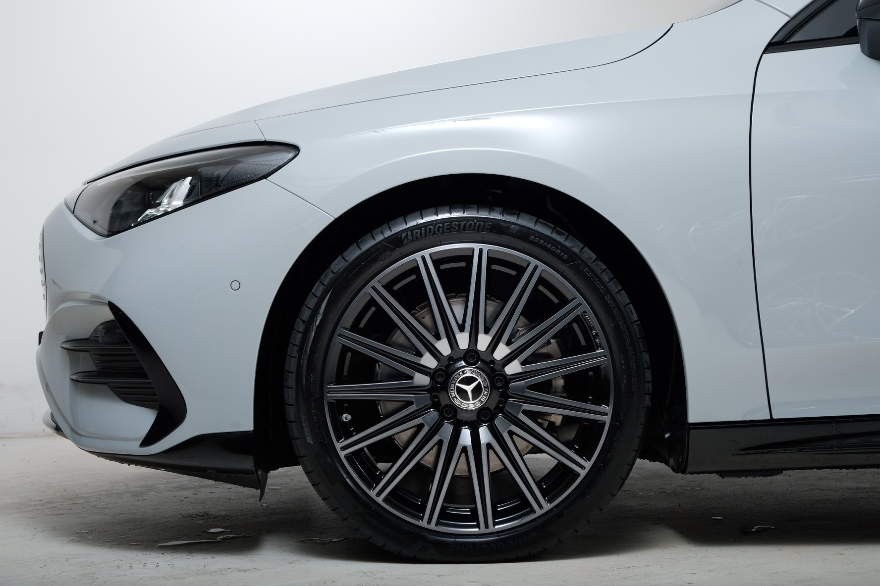 MERCEDES-BENZ CLA 350 AMG Line 4Matic C174-showroom-element-2