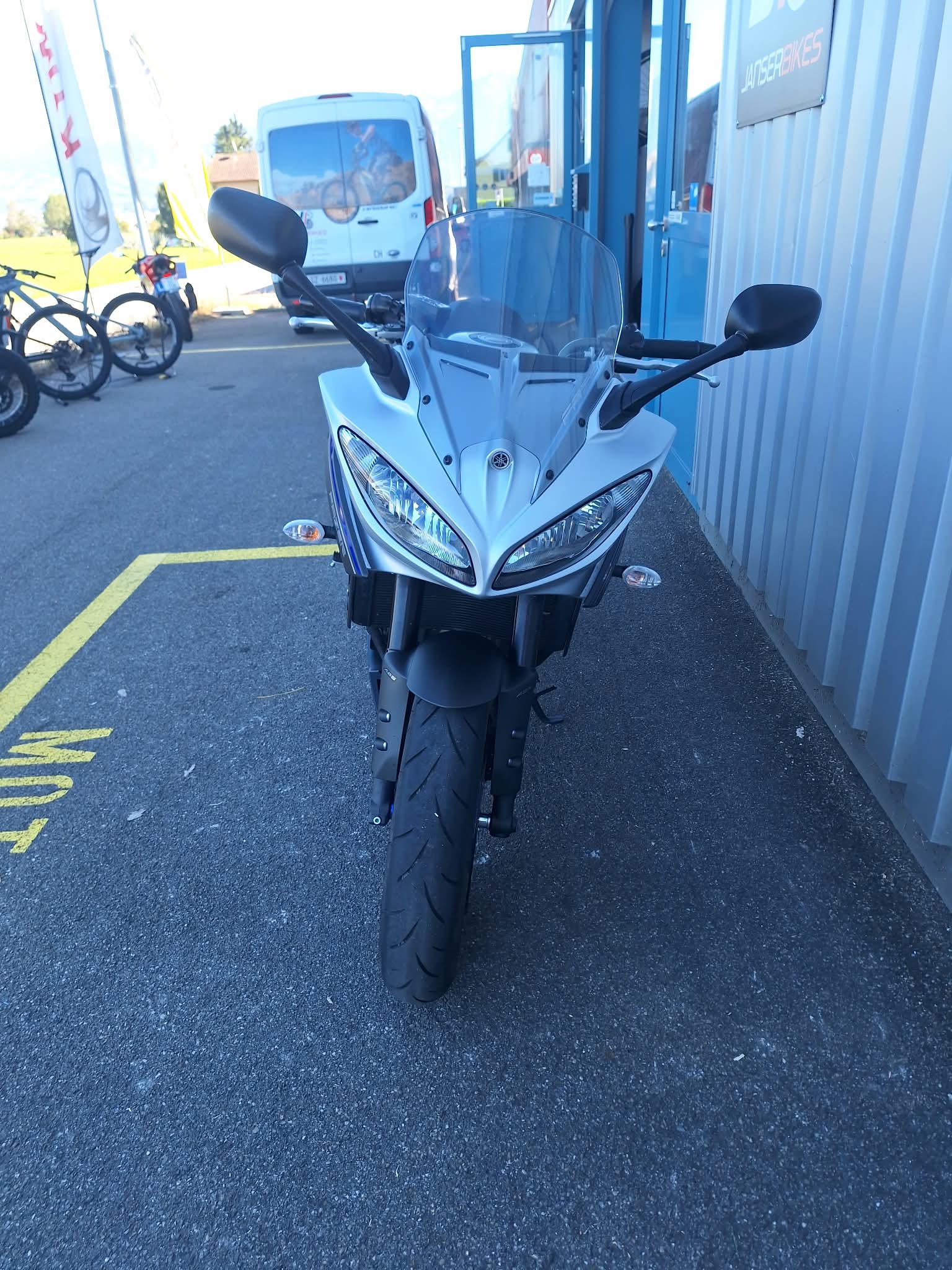 YAMAHA Fazer 8 ABS-image-2