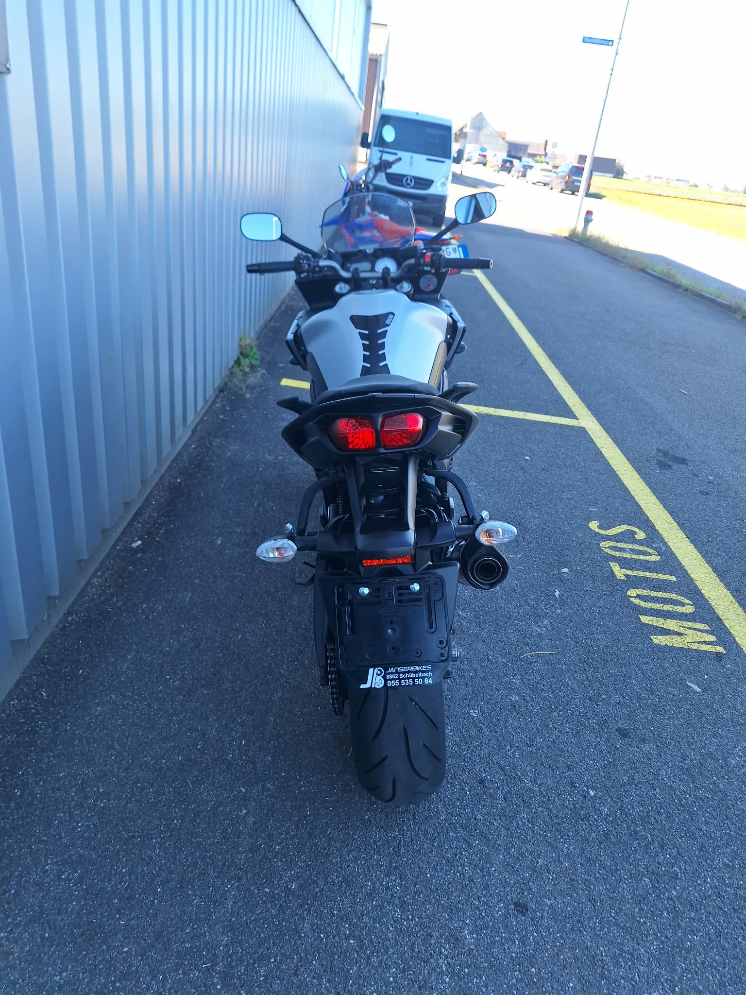 YAMAHA Fazer 8 ABS-image-3