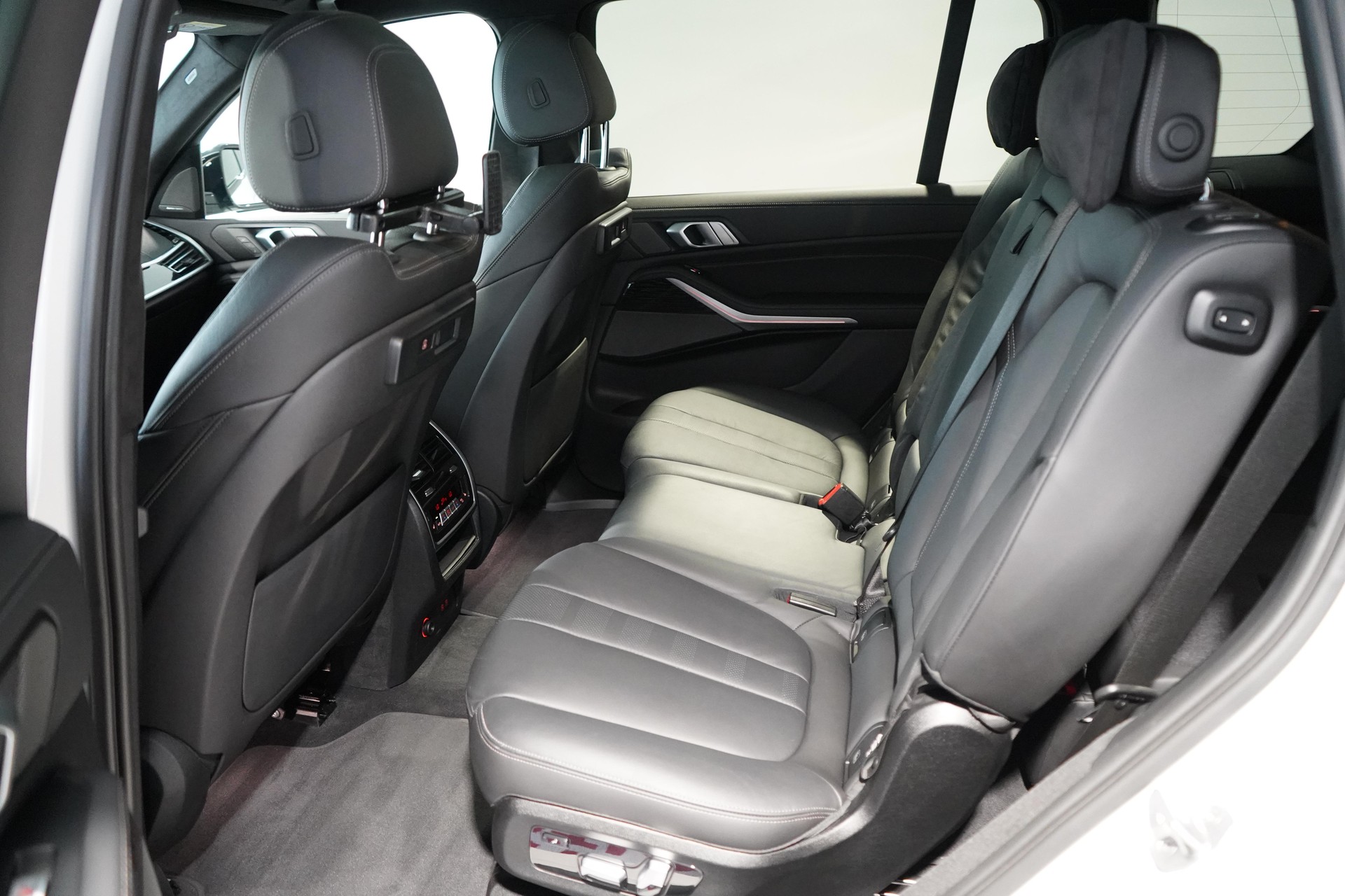 BMW X7 G07 40d xDrive SAG-image-17