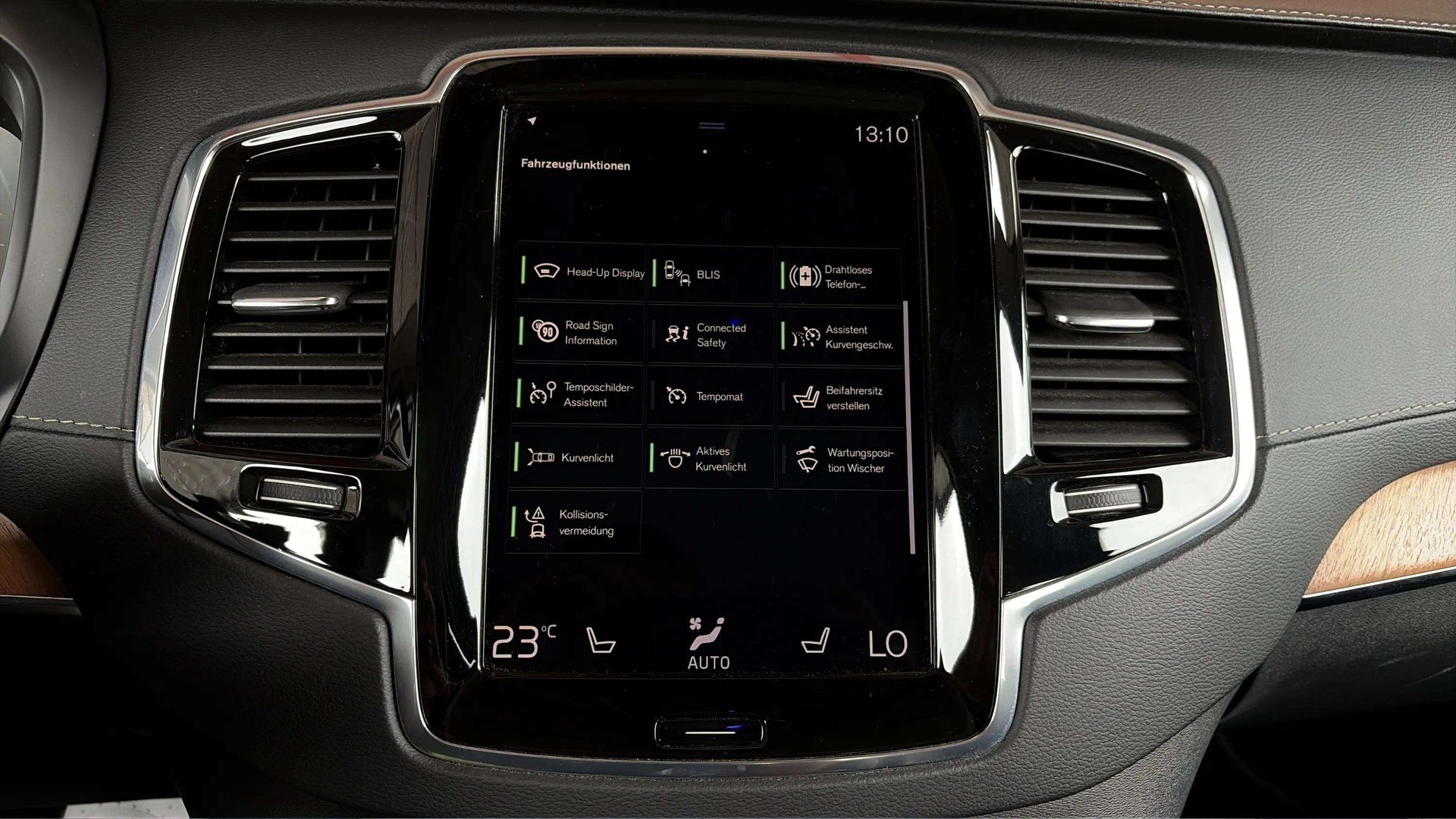 VOLVO XC90 B6 Benzin Mild Hybrid AWD Inscription Geartronic mit AHK + Panoramadach mit Werksgarantie & Gratisservice-image-22