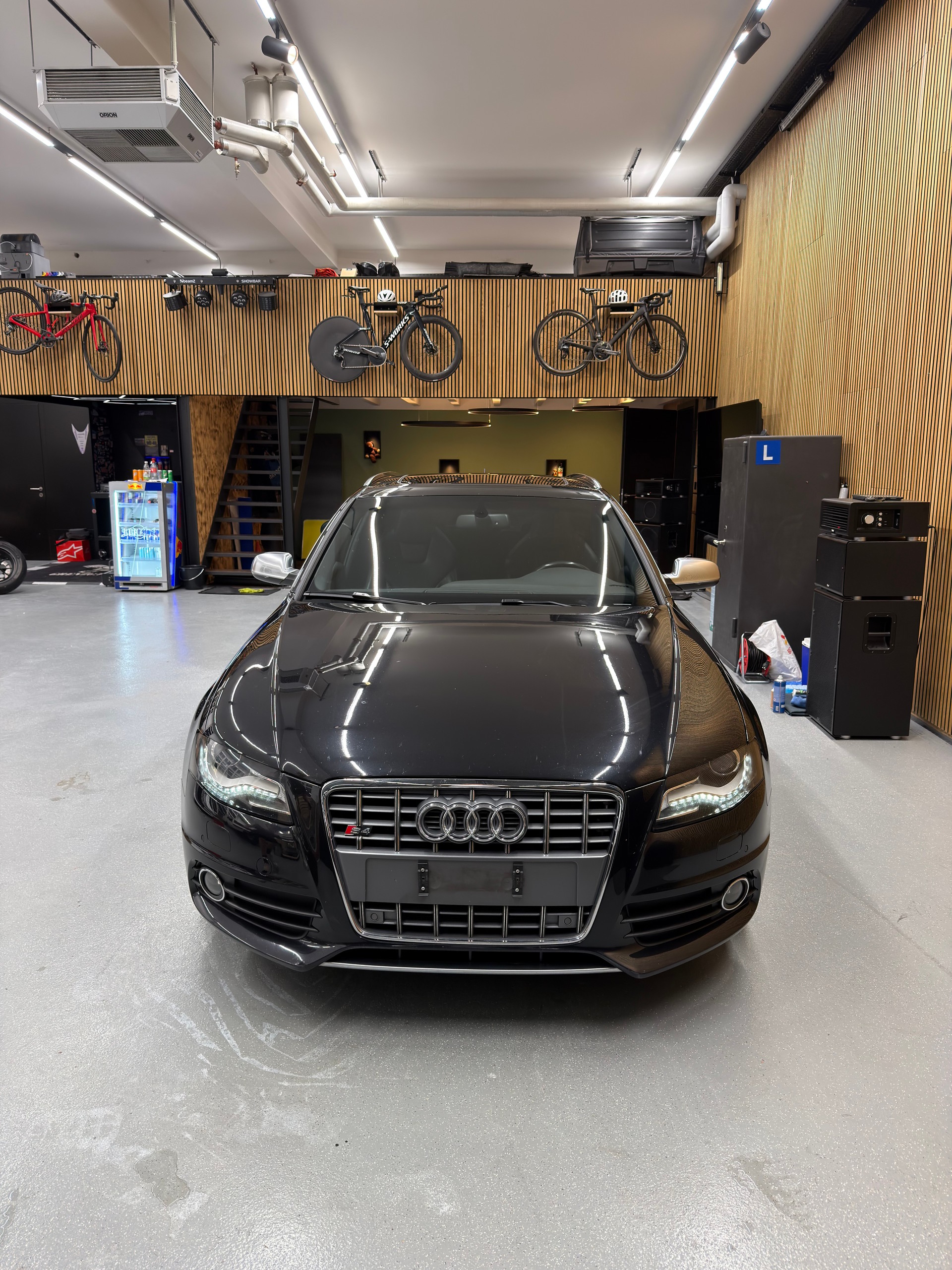 AUDI 3.0 V6 TFSI quattro S-Tronic-image-5