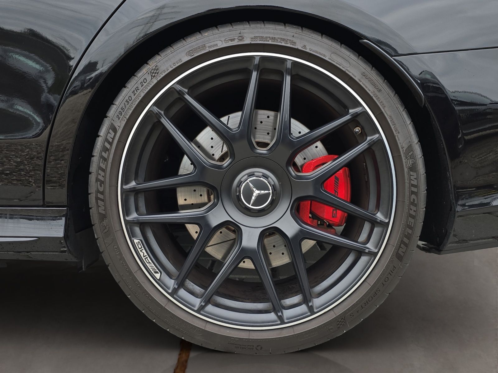 MERCEDES-BENZ E 63 AMG S 4Matic Speedshift MCT-image-28