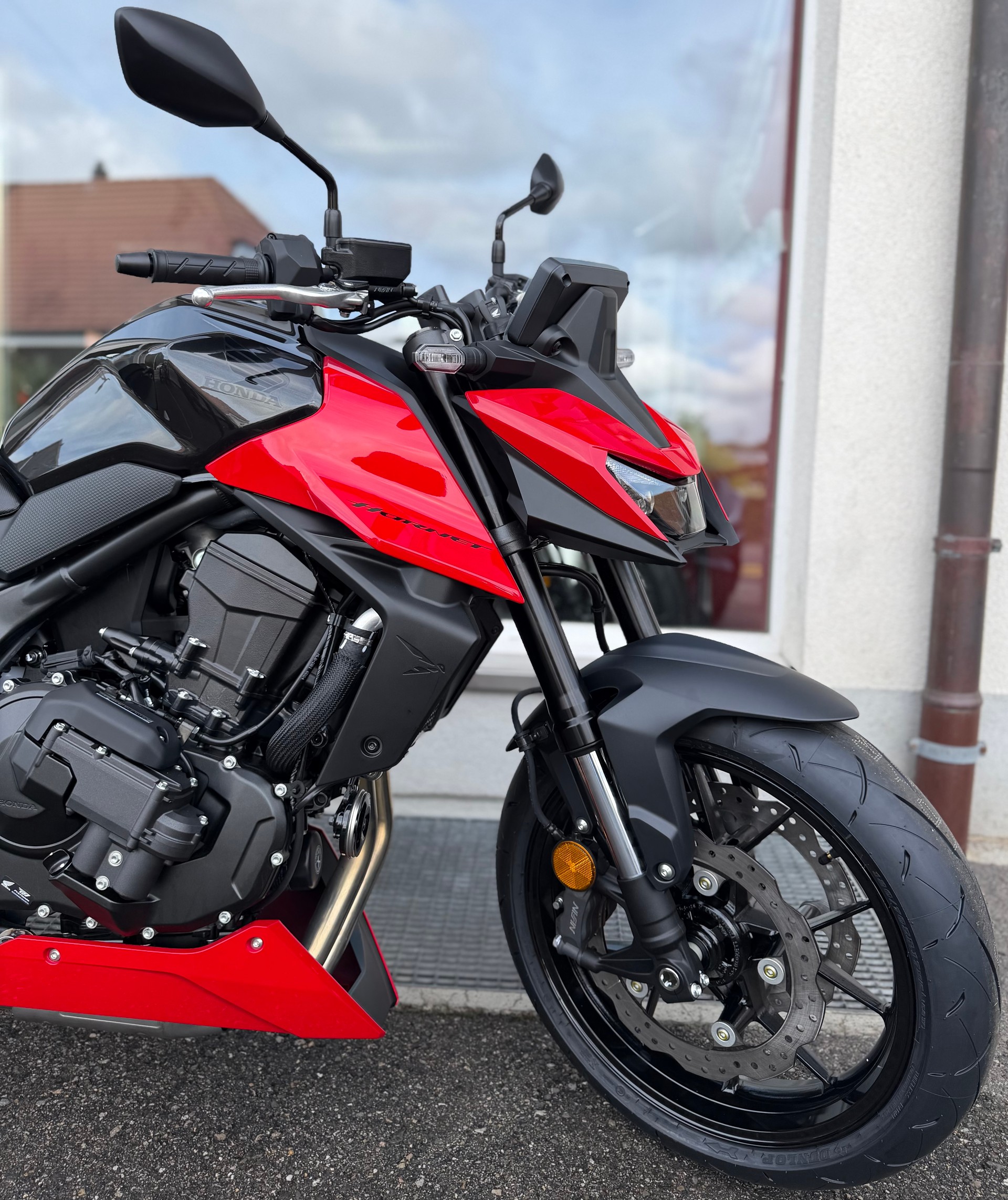 HONDA CB 750 Hornet E-Clutch 2027-image-4