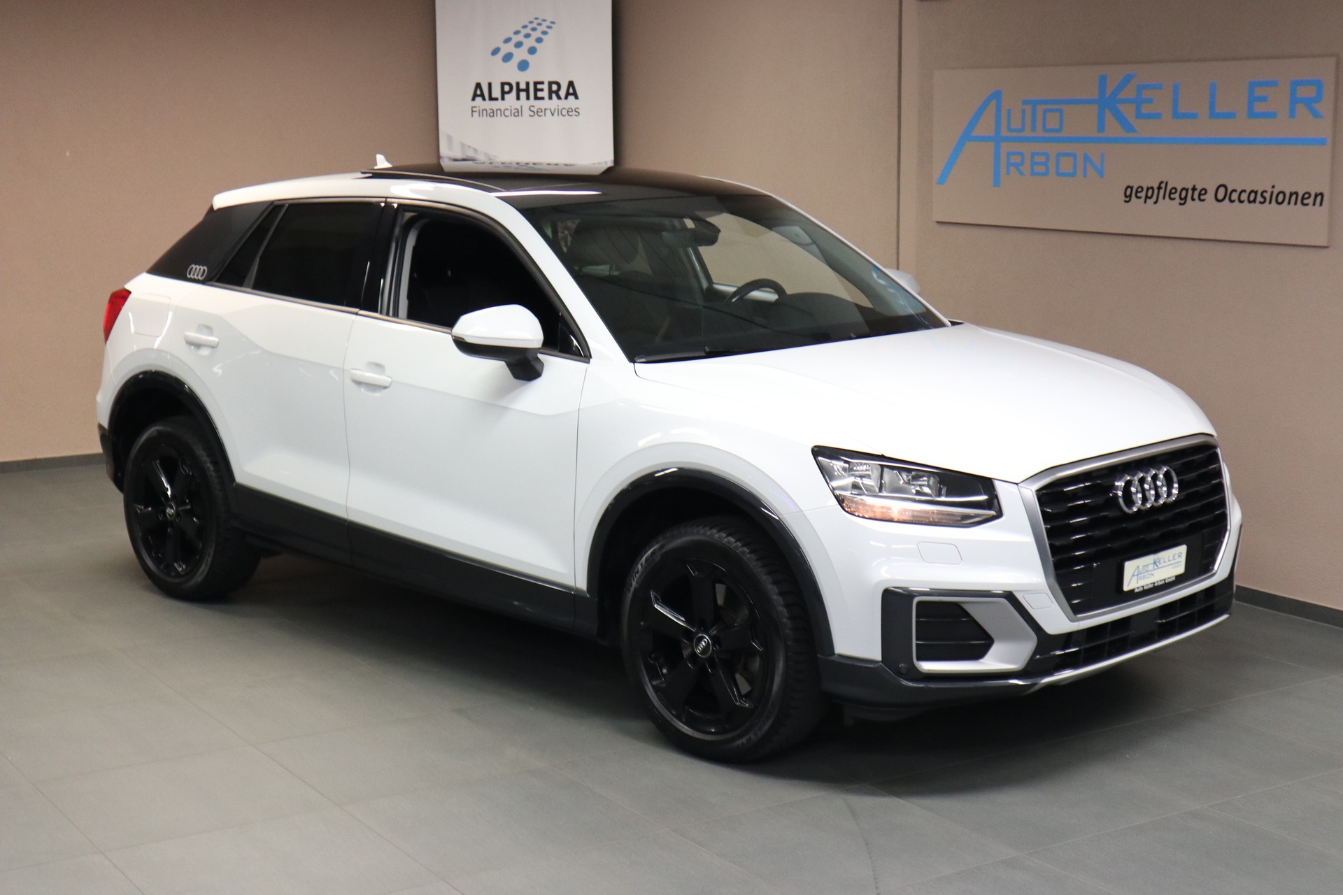 AUDI Q2 1.4 TFSI Design-image-1