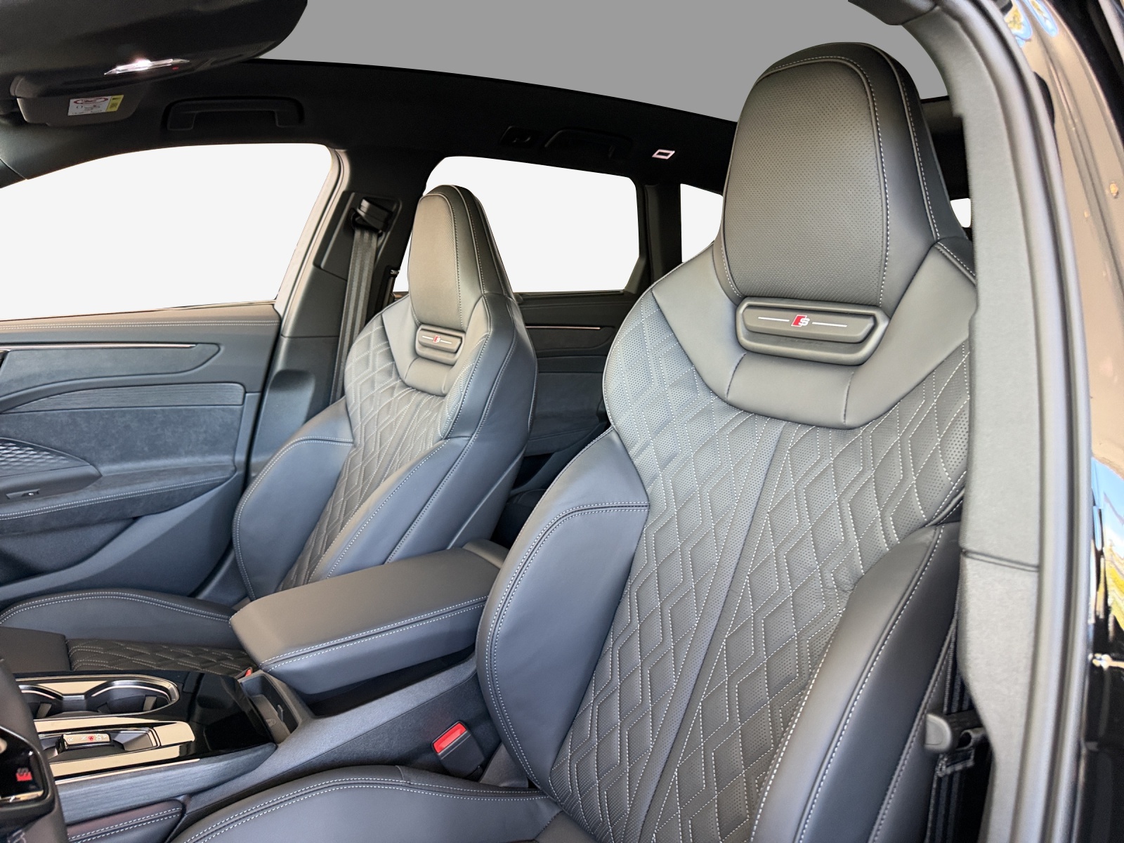 AUDI A6 allroad TDI quattro 220 kW S tronic-image-14