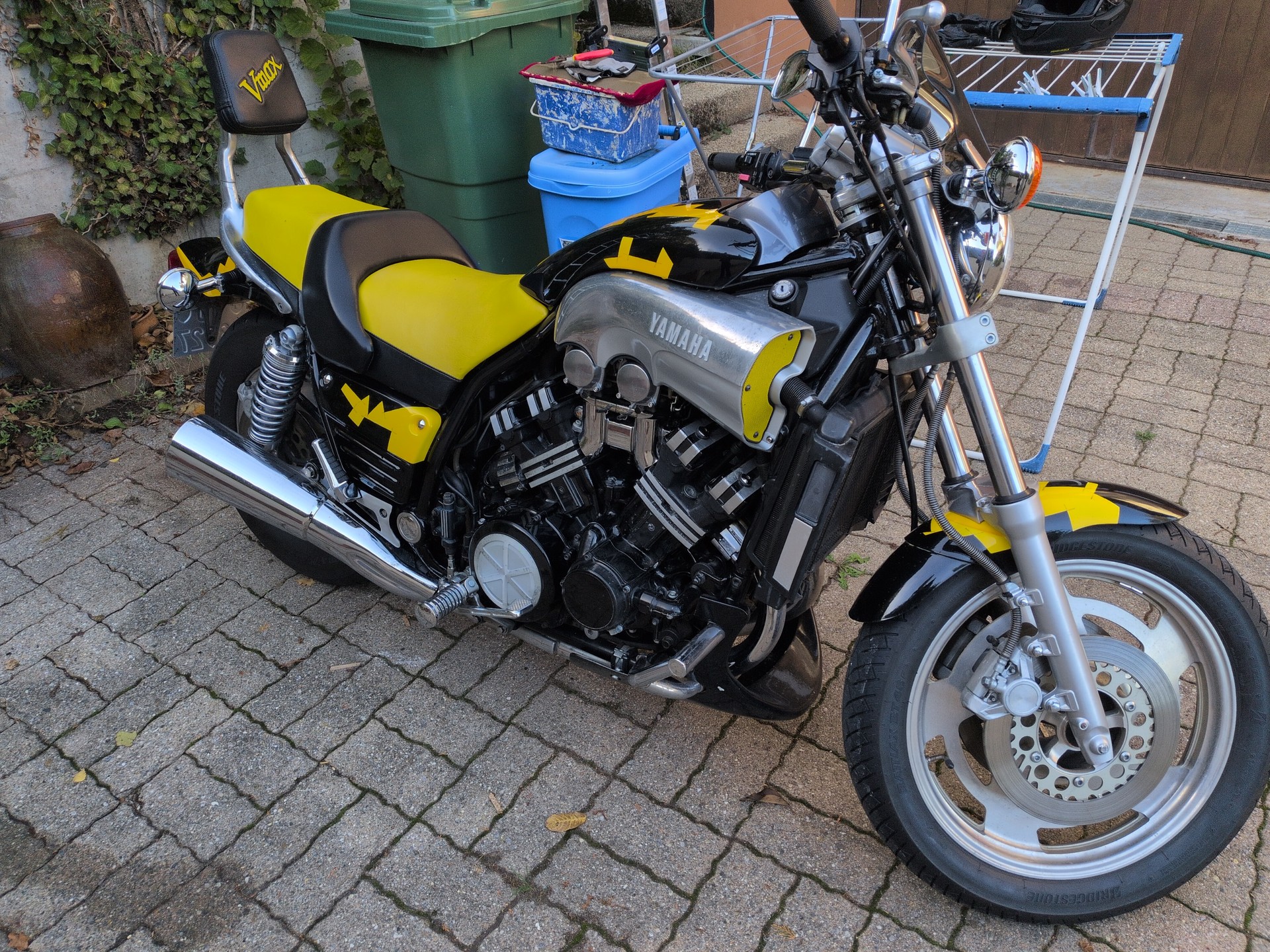 YAMAHA V-Max VMX 1200-image-2