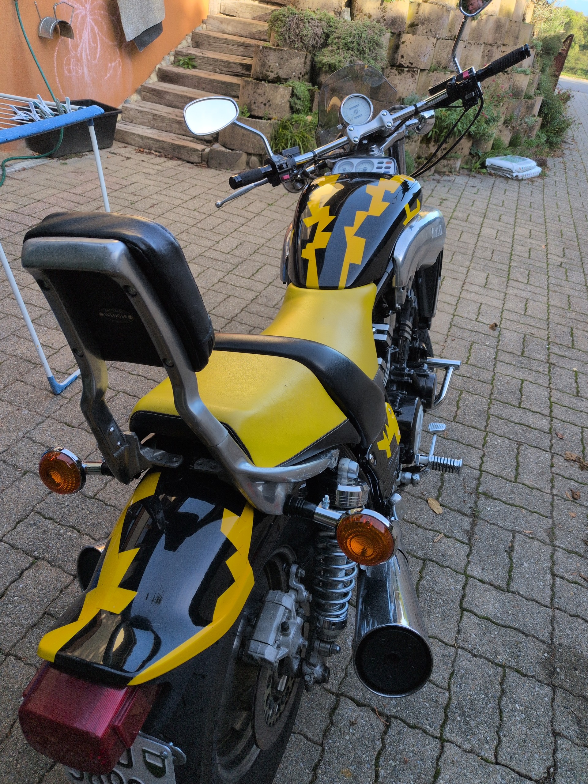 YAMAHA V-Max VMX 1200-image-3