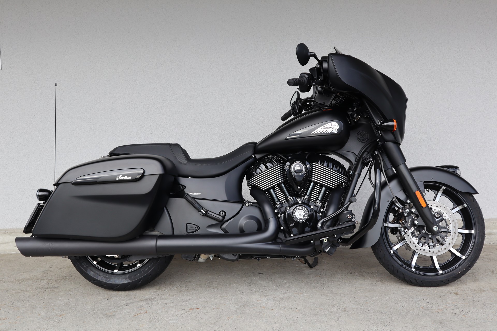INDIAN Chieftain Dark Horse 116 MY22-image-2