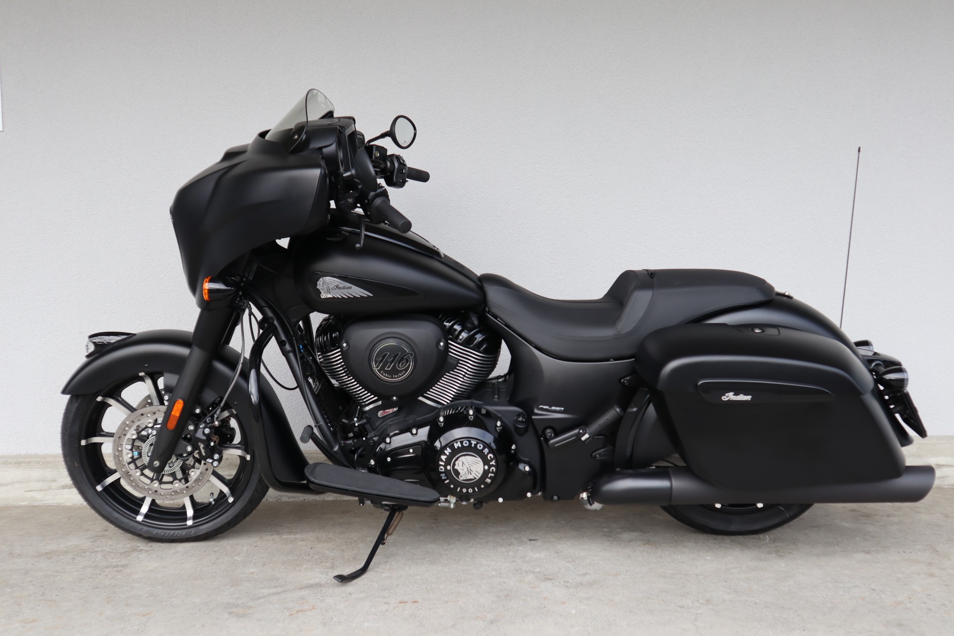 INDIAN Chieftain Dark Horse 116 MY22-image-3