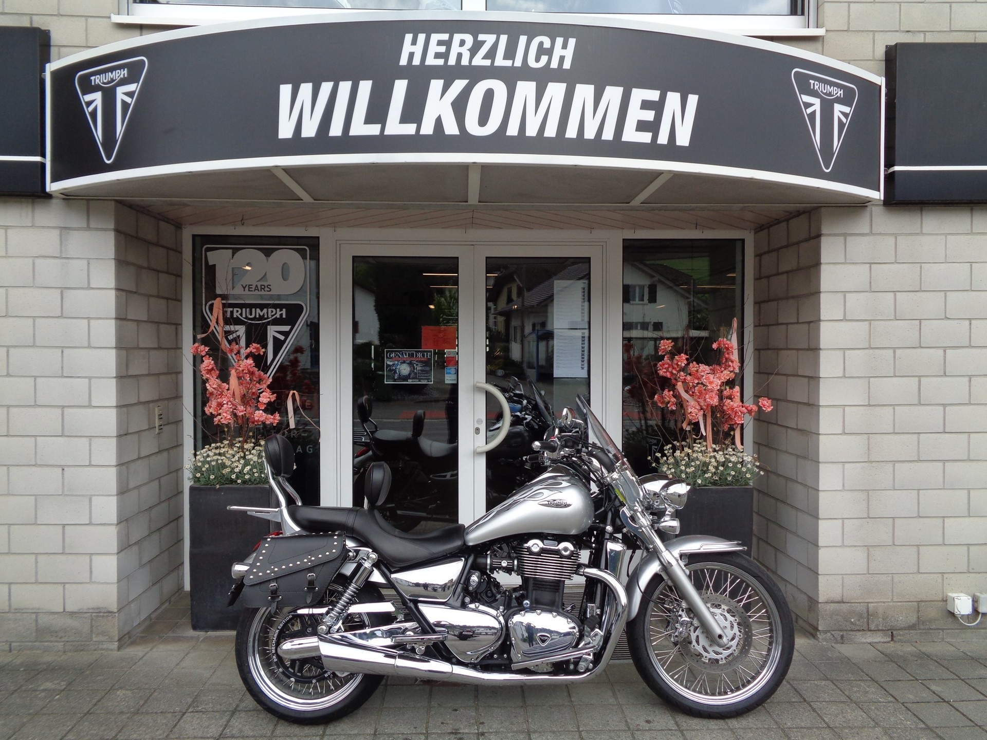 TRIUMPH Thunderbird 1700 ABS mit Speichenrädern-image-0