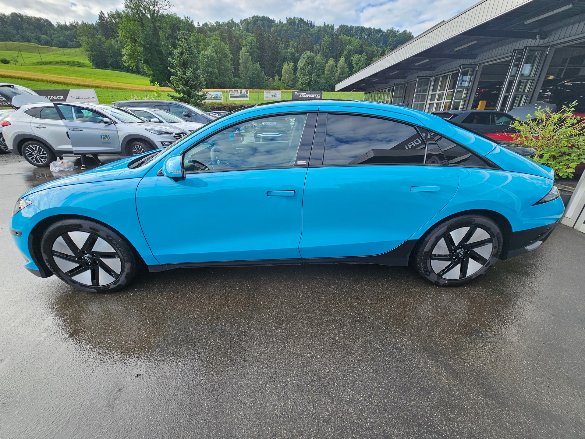 HYUNDAI Ioniq 6 77kWh Launch Edition 2WD-showroom-element-3