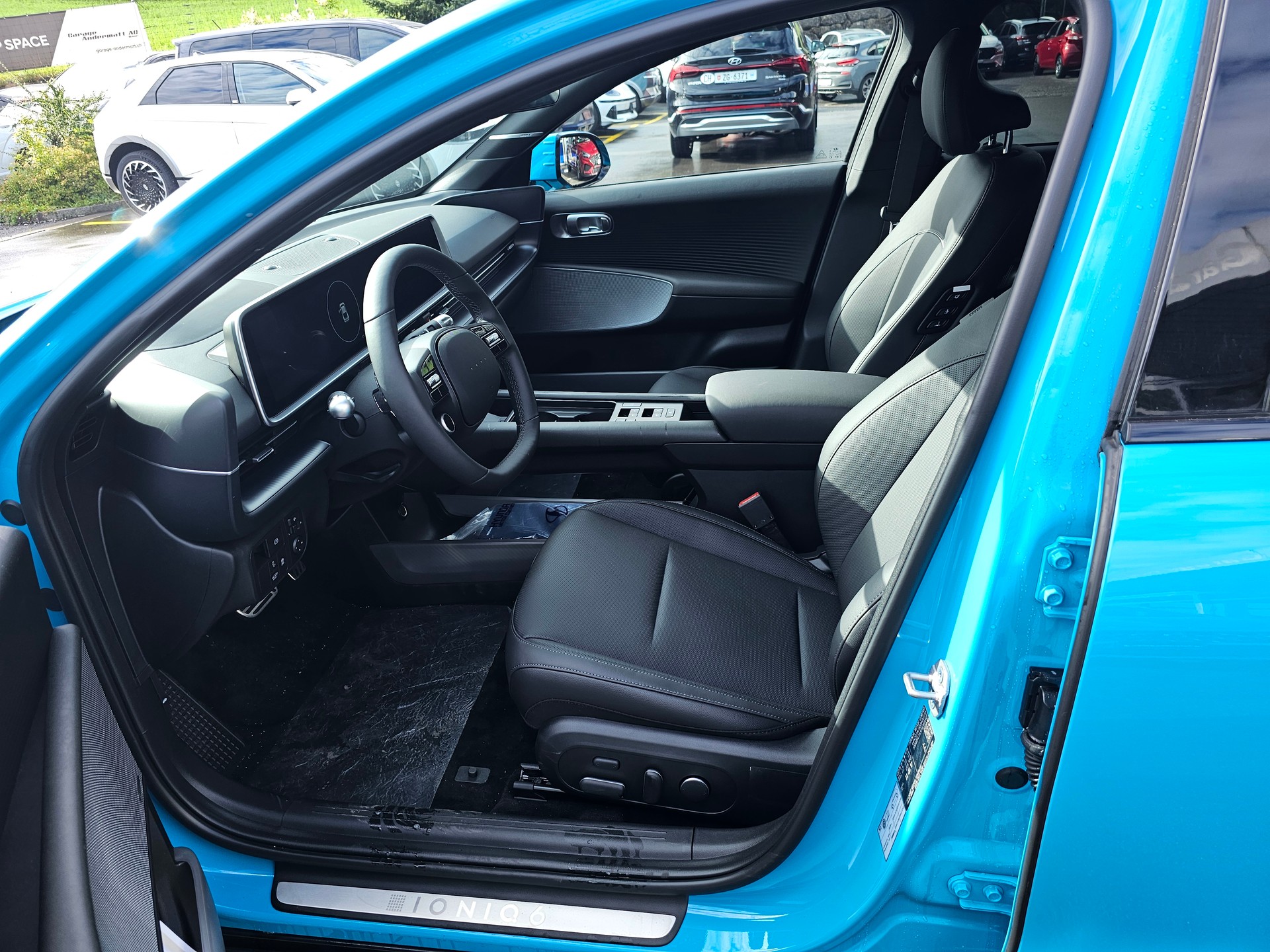 HYUNDAI Ioniq 6 77kWh Launch Edition 2WD-image-9