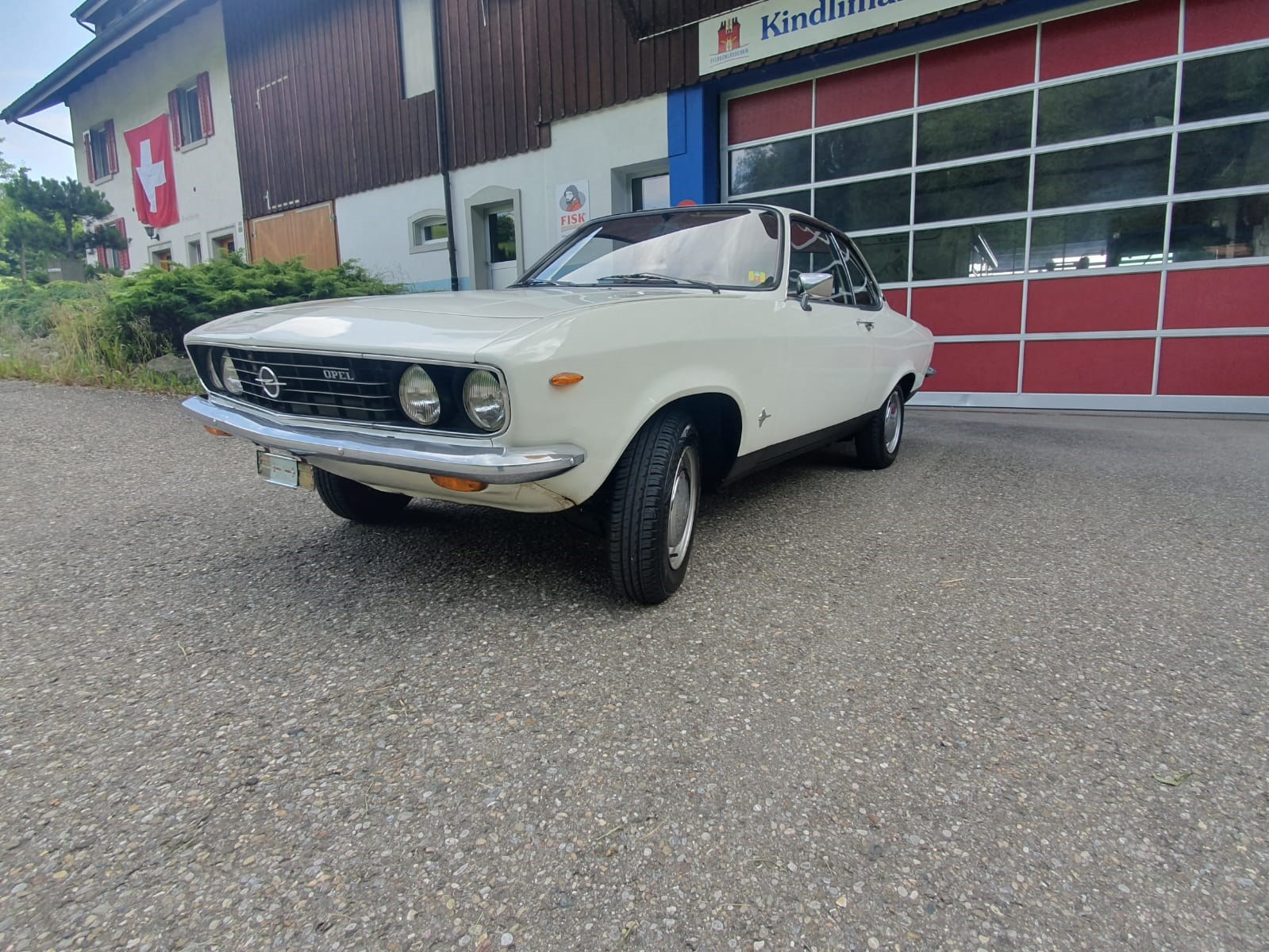OPEL MANTA-image-1