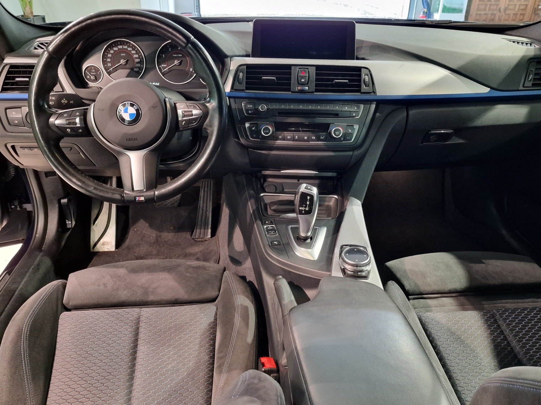 BMW 335d xDrive M Sportpaket-image-9