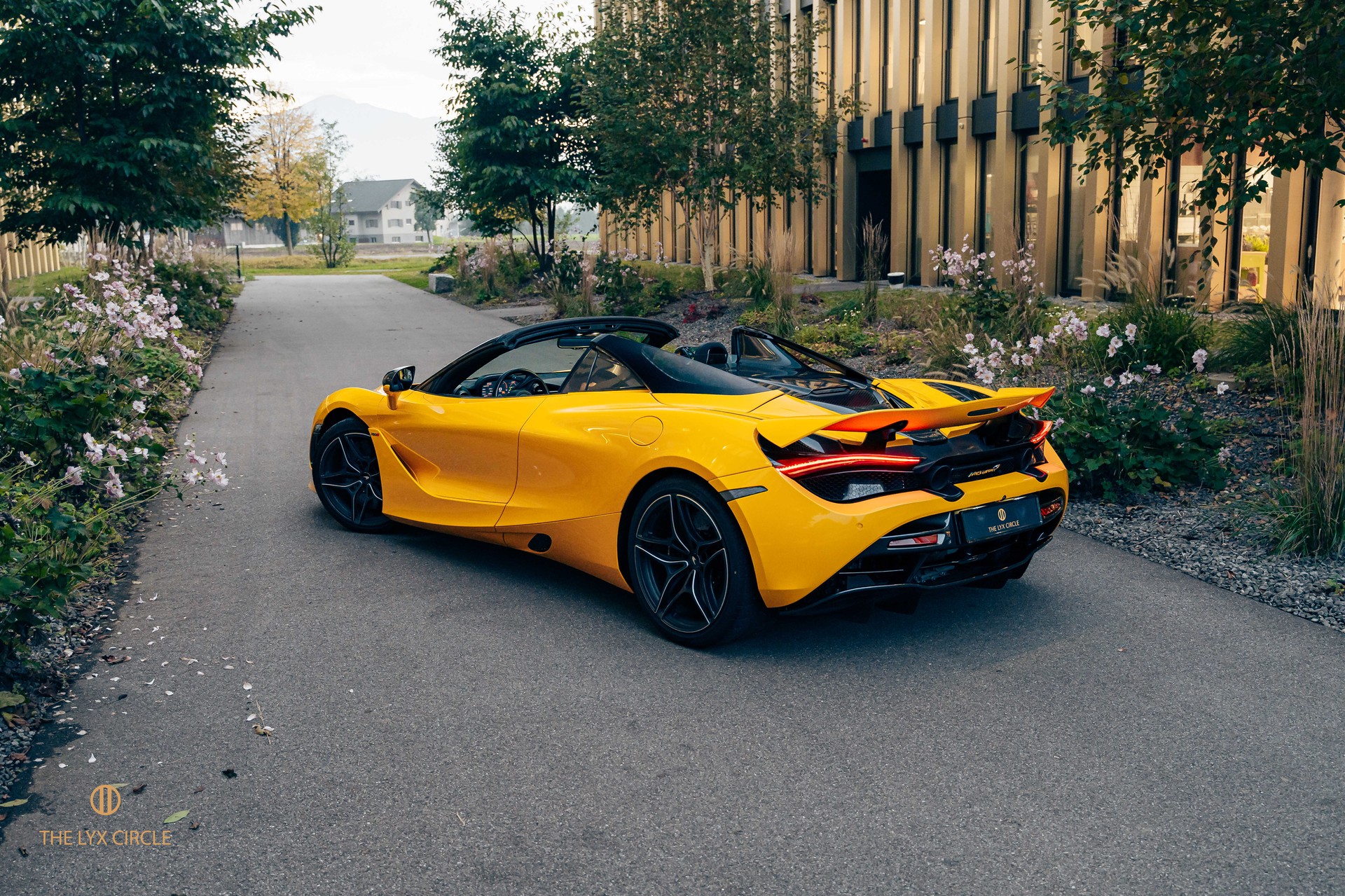 McLAREN 720S Spider 4.0 V8 SSG-image-14