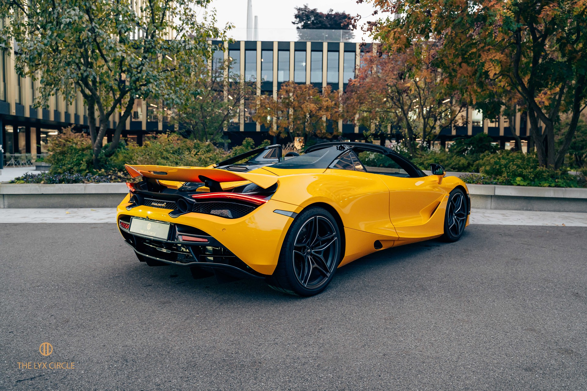 McLAREN 720S Spider 4.0 V8 SSG-image-11