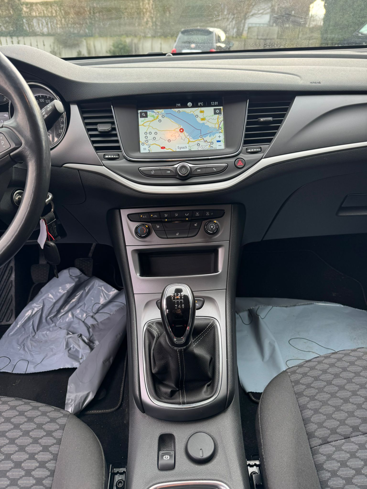 OPEL Astra 1.2i Turbo Edition-image-11