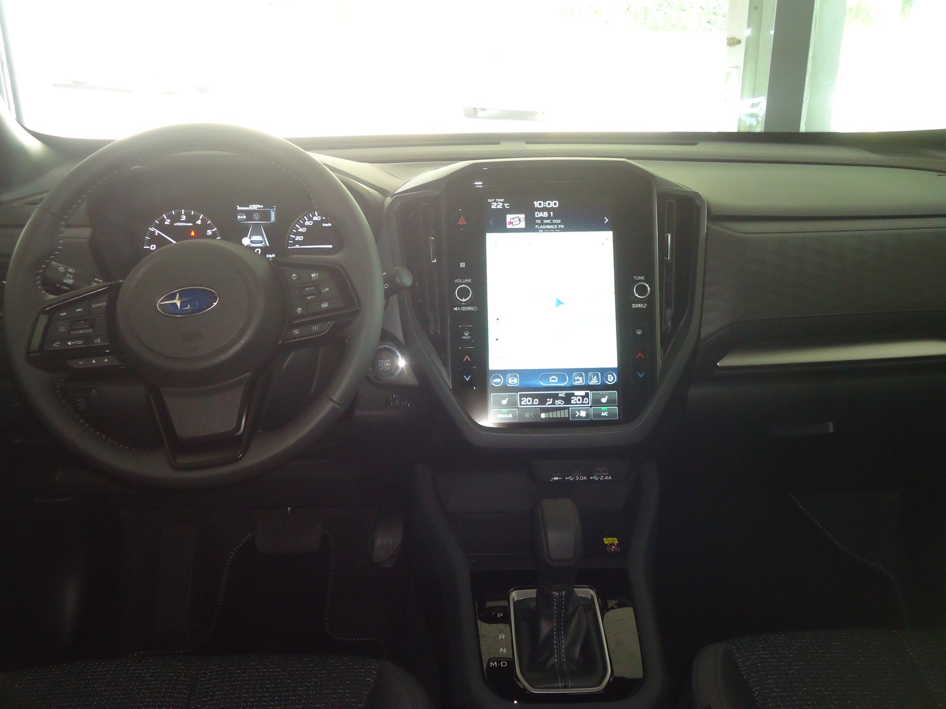 SUBARU Forester 2.0i e-Boxer Swiss Plus Lineartronic-image-10