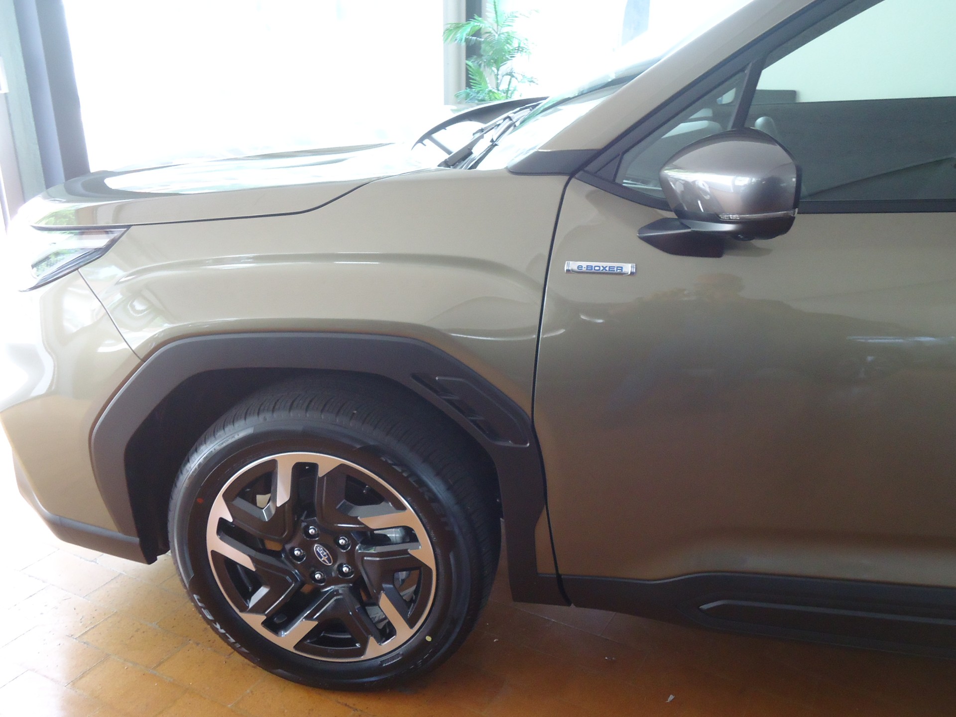 SUBARU Forester 2.0i e-Boxer Swiss Plus Lineartronic-image-2
