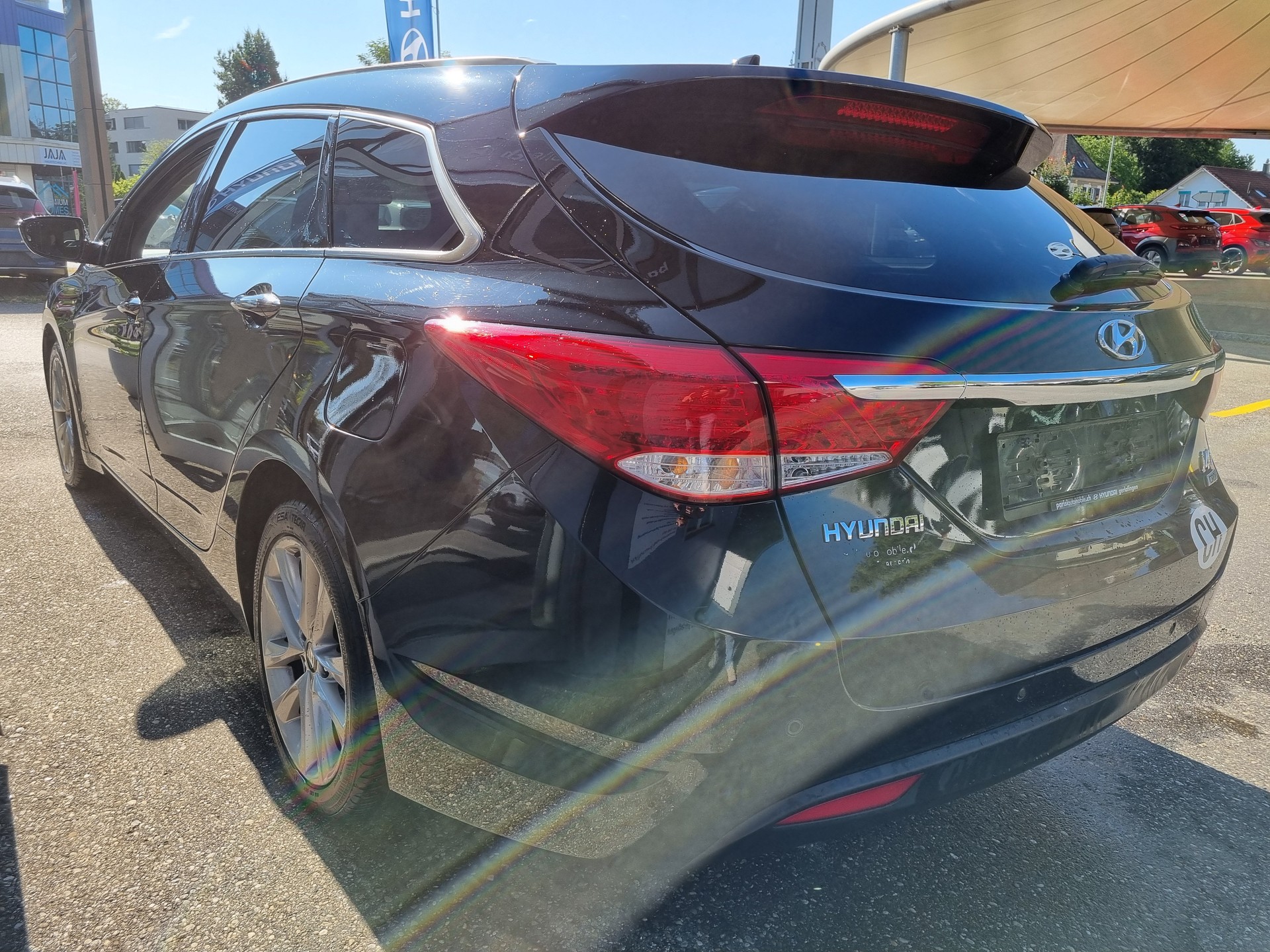 HYUNDAI i40 Wagon 1.7 CRDI Style Automatic-image-6