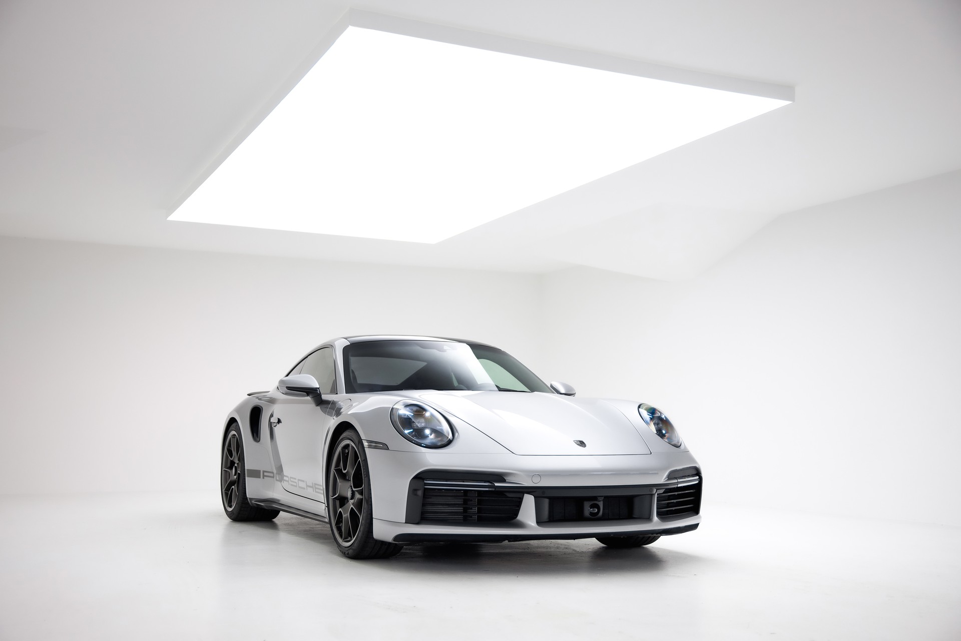 PORSCHE 911 Turbo 50 Jahre-image-5