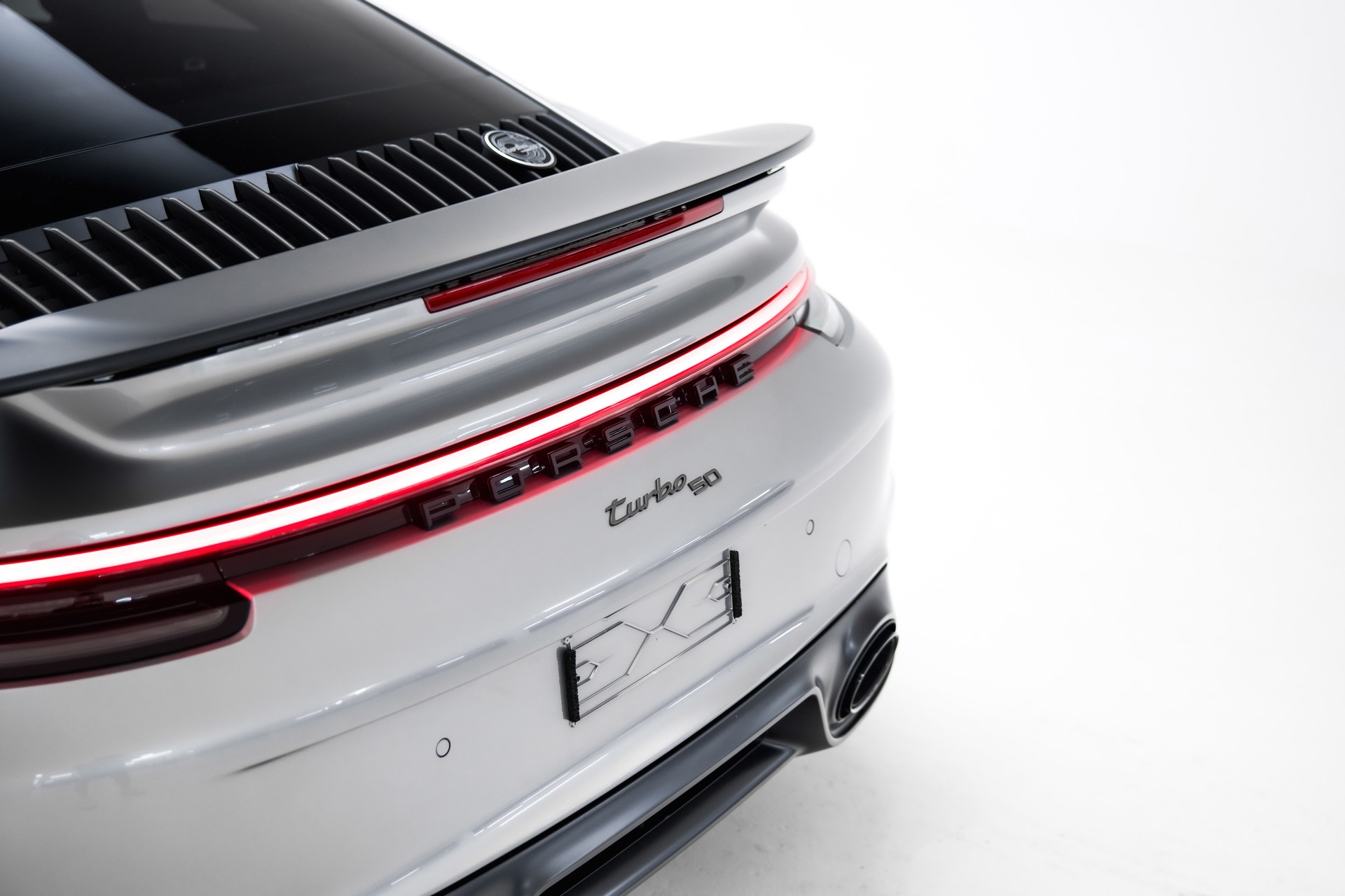 PORSCHE 911 Turbo 50 Jahre-image-11