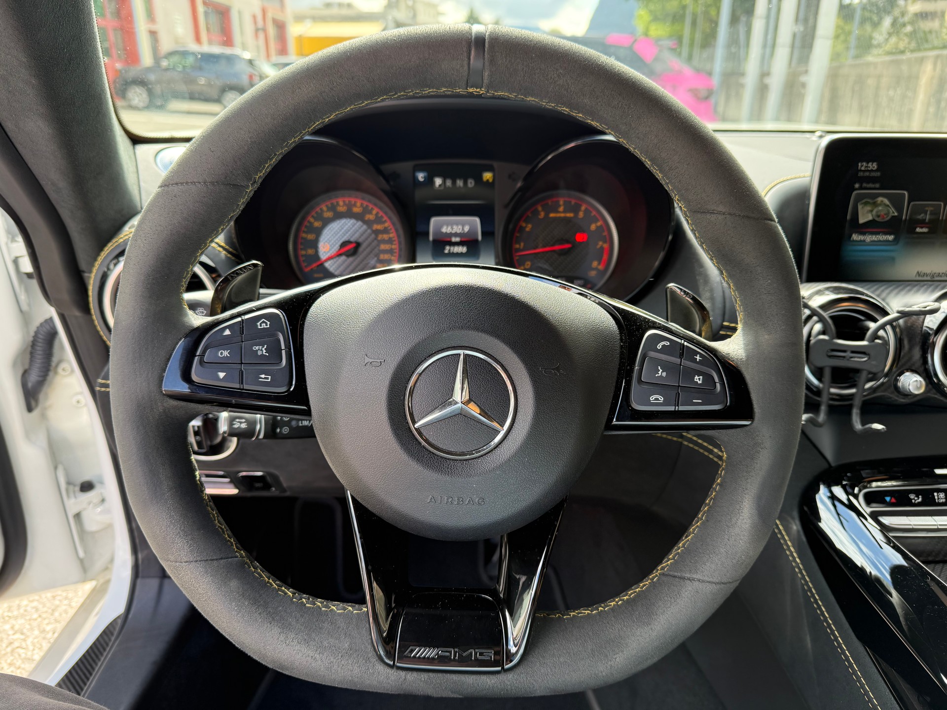 MERCEDES-BENZ AMG GT R Speedshift DCT-image-10