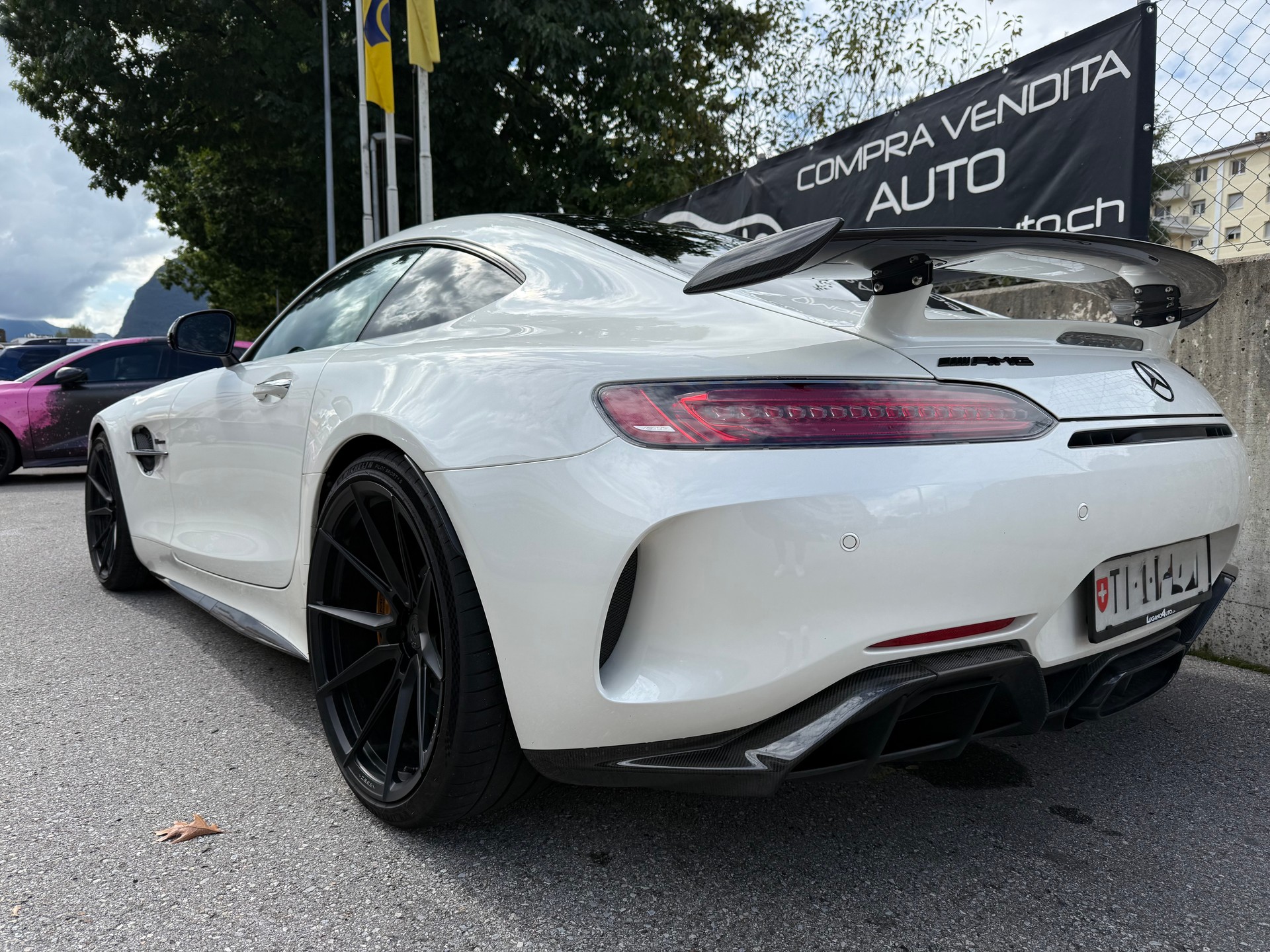 MERCEDES-BENZ AMG GT R Speedshift DCT-image-3