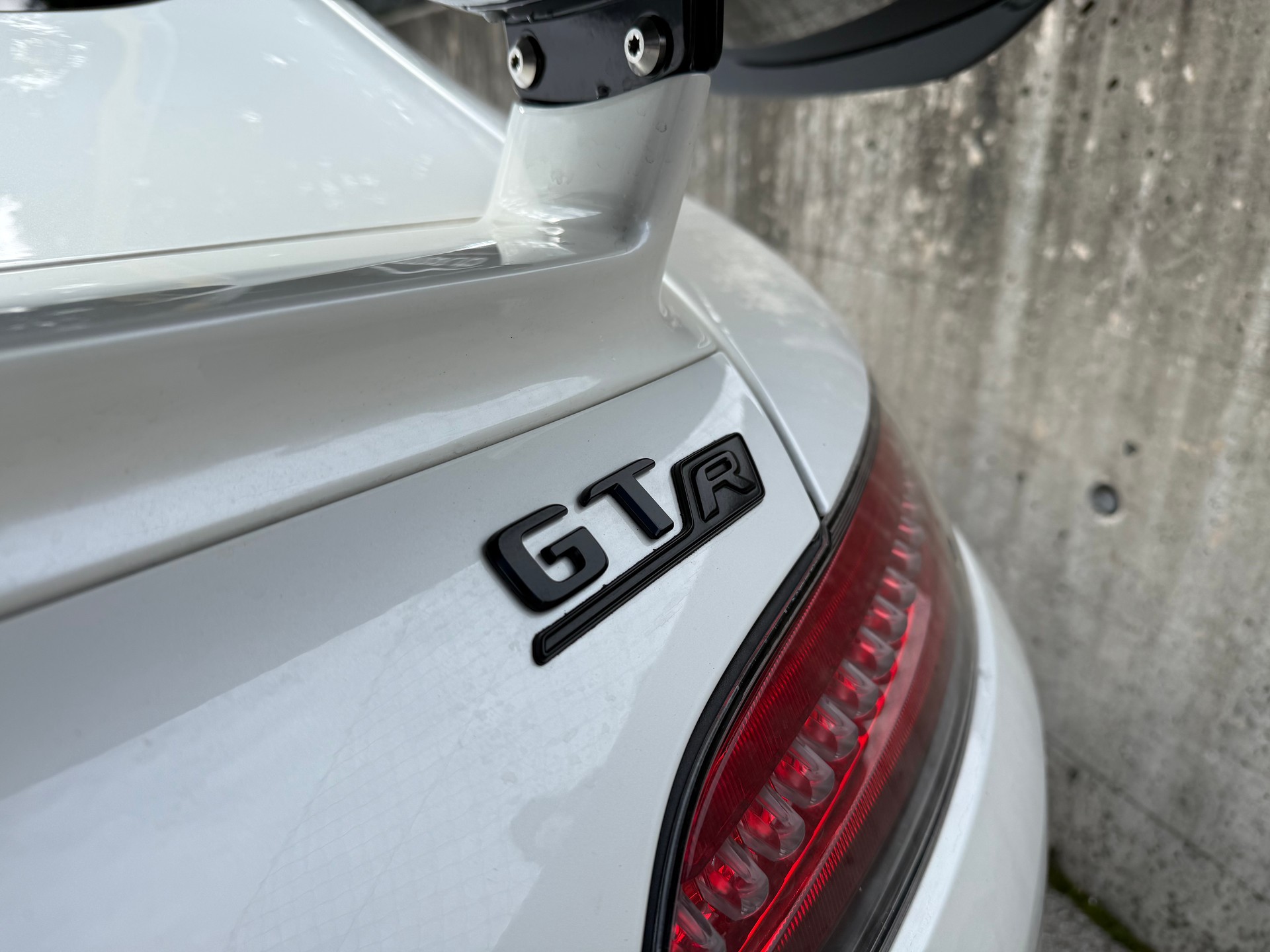MERCEDES-BENZ AMG GT R Speedshift DCT-image-5