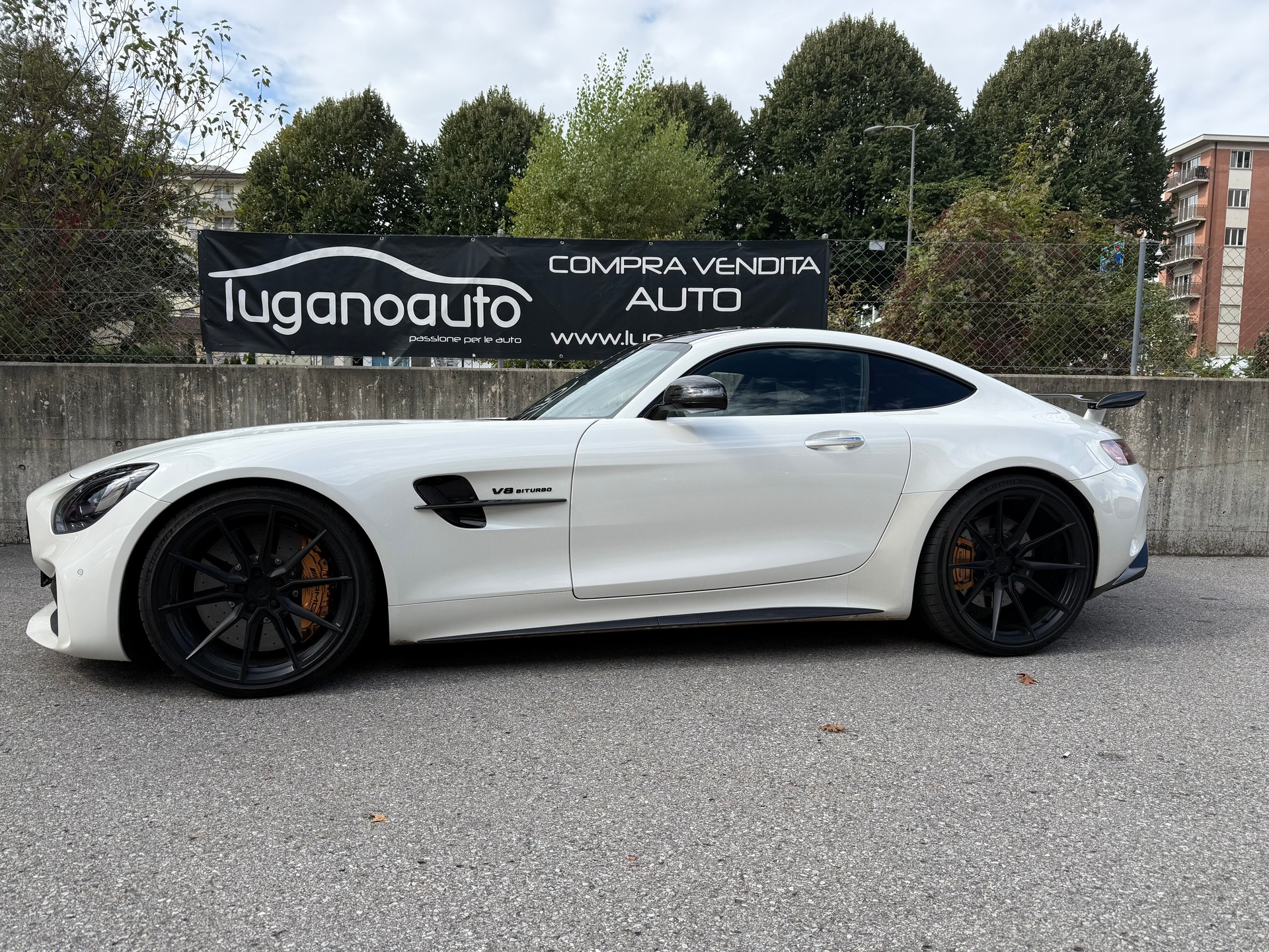 MERCEDES-BENZ AMG GT R Speedshift DCT-image-2
