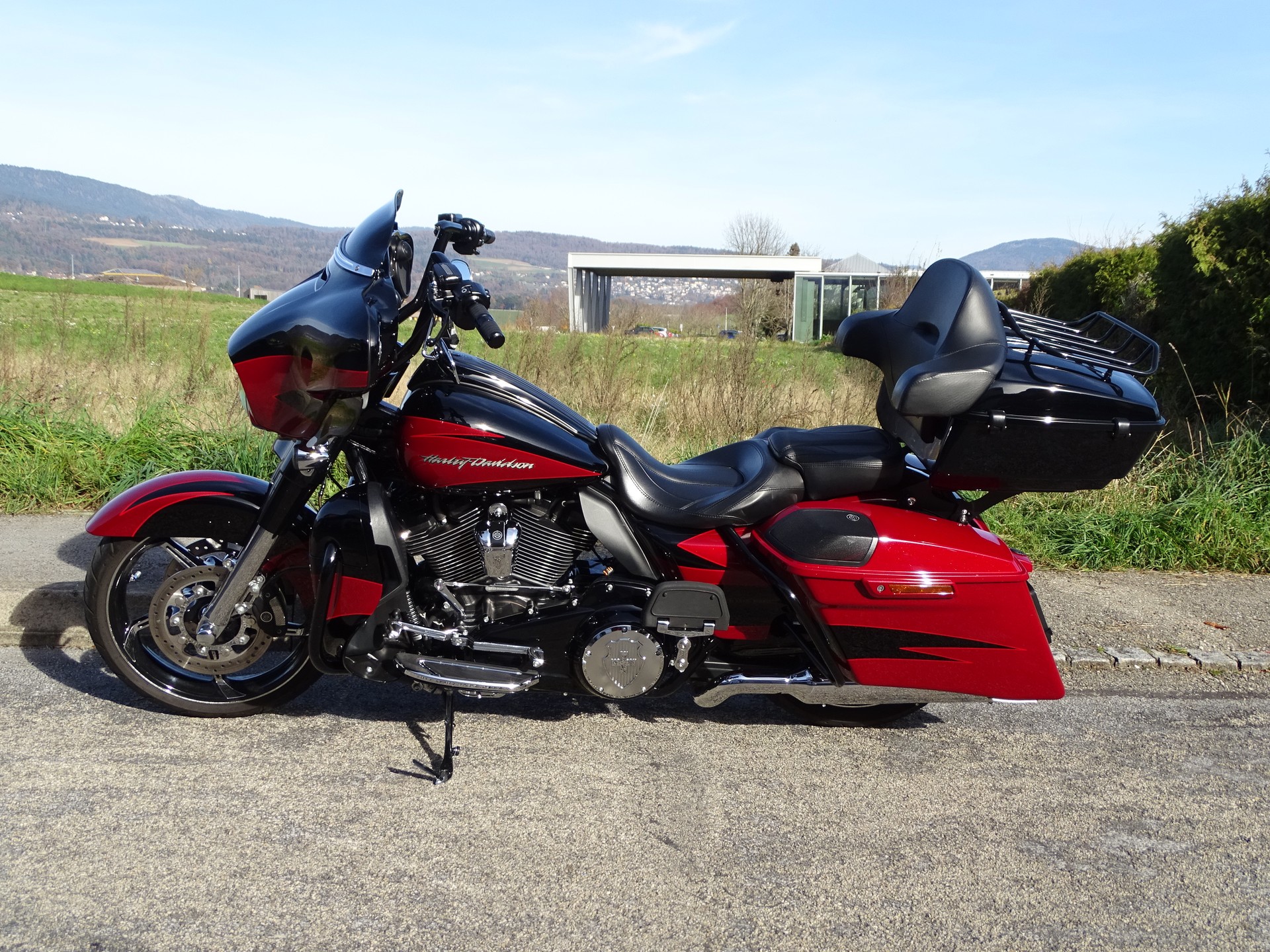 HARLEY-DAVIDSON FLHXSE Street Glide ABS CVO 114-image-4