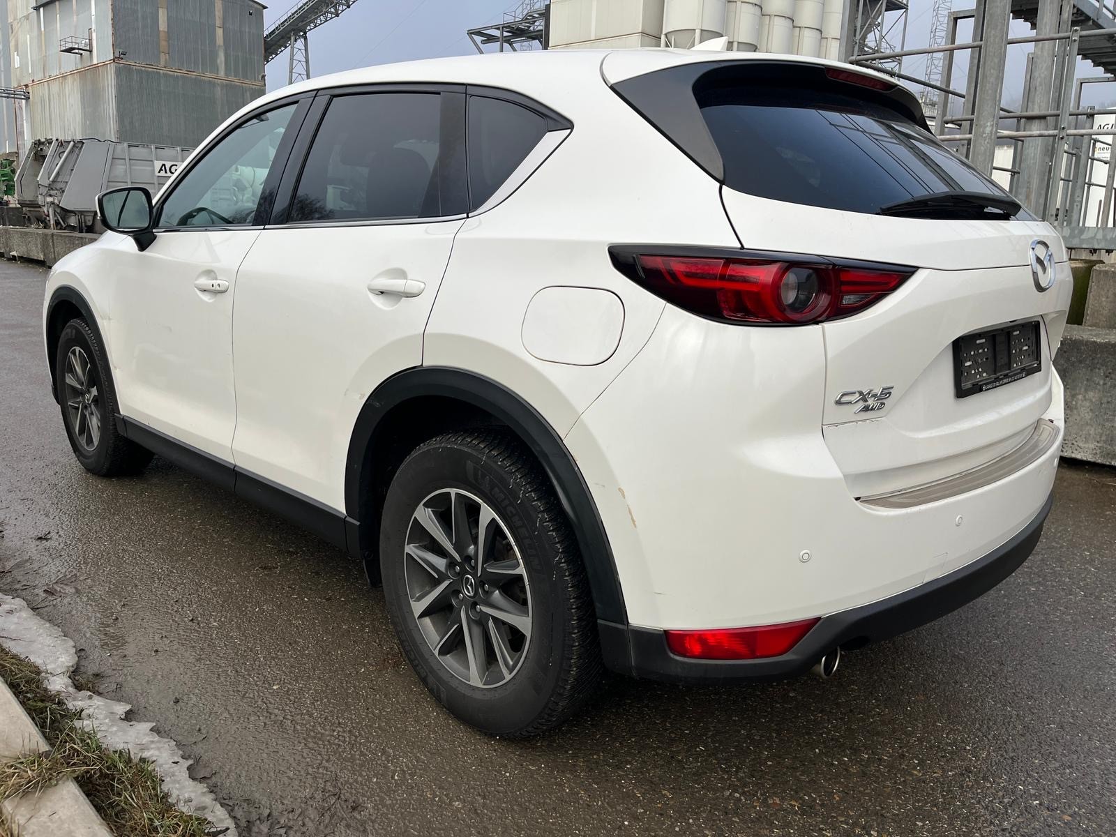 MAZDA CX-5 SKYACTIV-D 175 Revolution AWD Automat-showroom-element-3